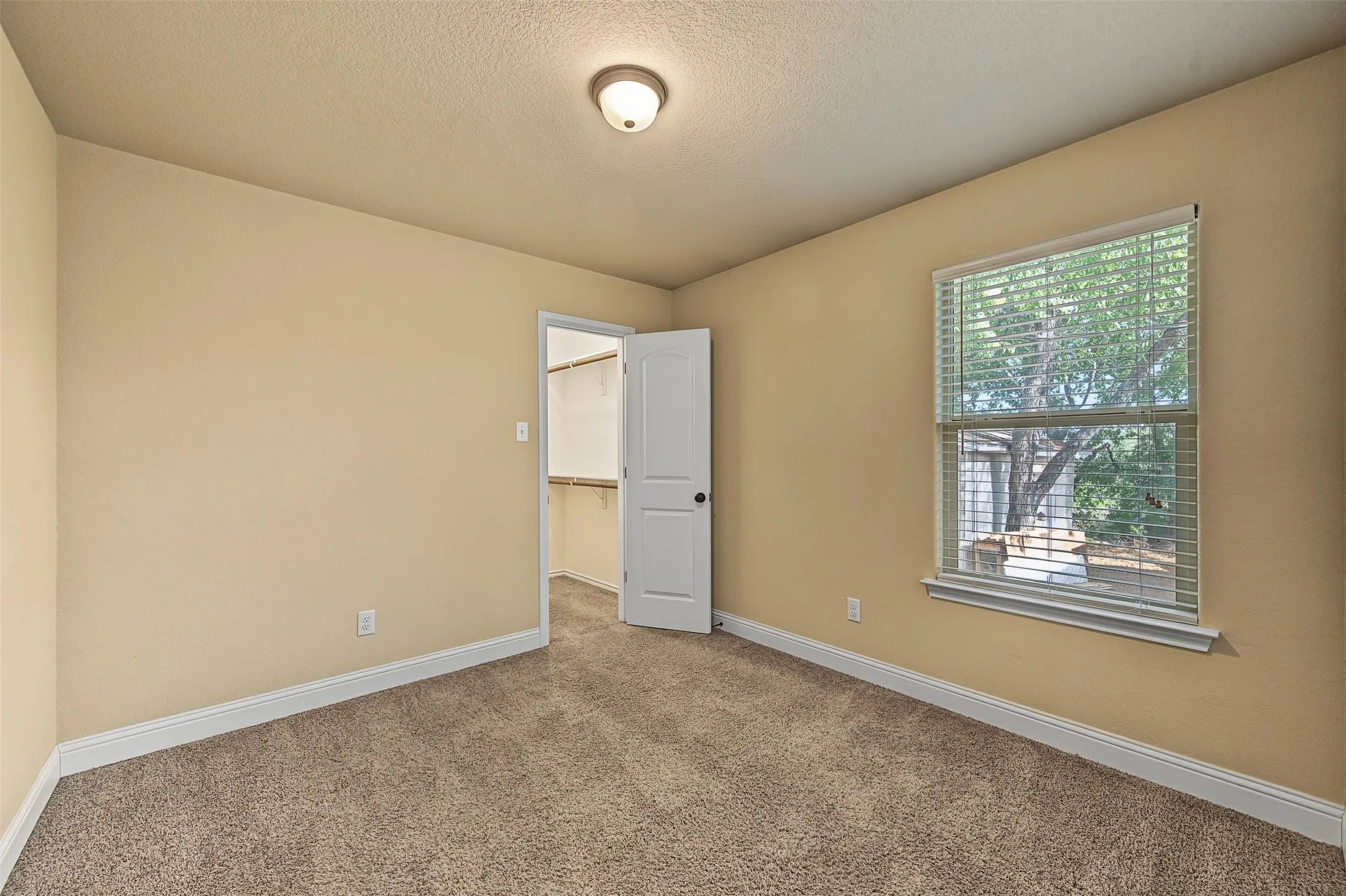 Duplex For Rent in Tarrant County , 3216 Cherry Lane, Fort Worth, Texas 76116, 3 Bedroom, 2 Bathroom, 1 Garage spaces, 2,188 Sqft, built in 2017, mls#21393988, Real Estate Agent in Fort Worth, Homes For Rent in Tarrant county, Homes For Rent in Fort Worth, Realtor in Fort Worth Texas, Real Estate Brokerage Independent Realty Texas, Luminita Cordes Realtor