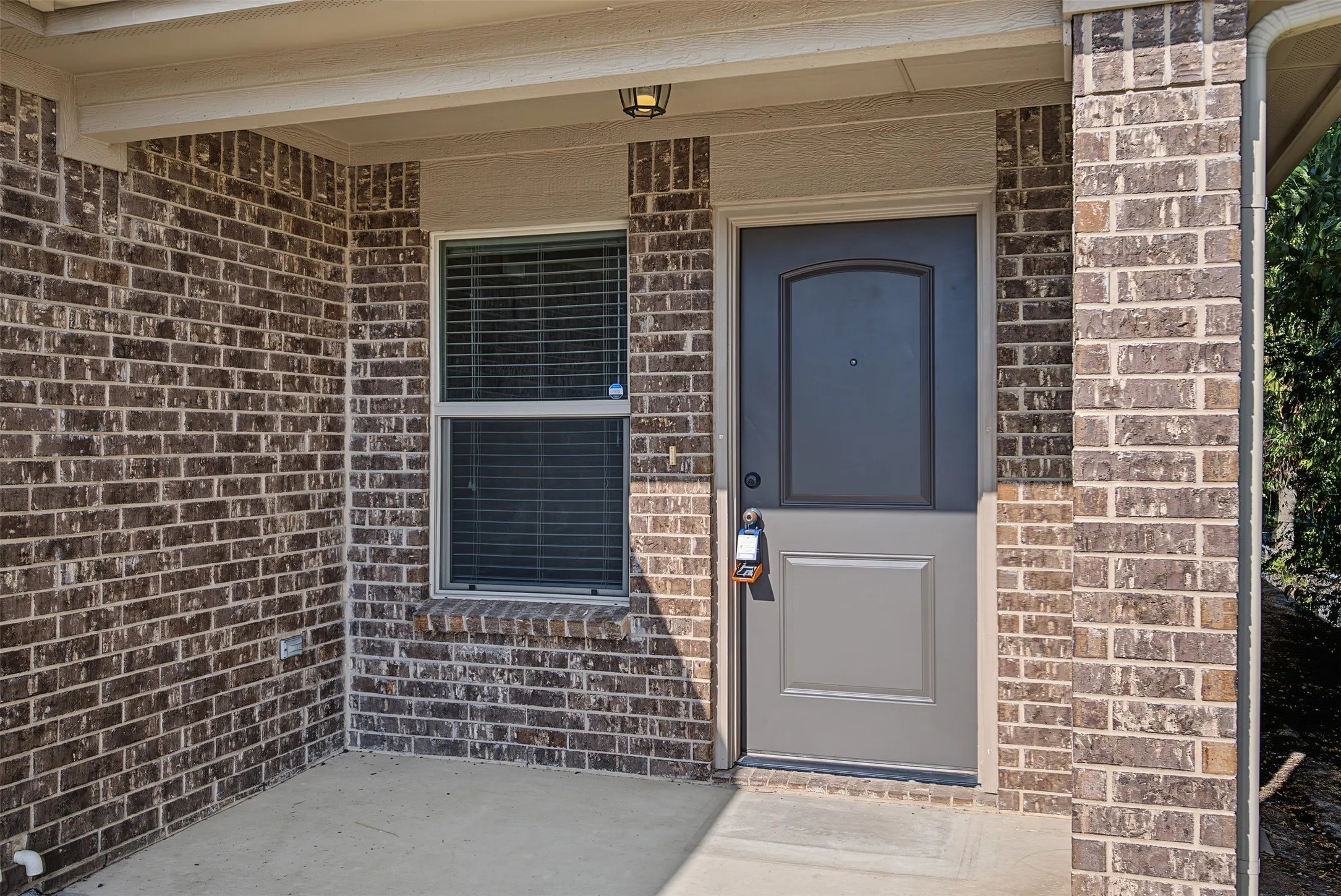 Duplex For Rent in Tarrant County , 3216 Cherry Lane, Fort Worth, Texas 76116, 3 Bedroom, 2 Bathroom, 1 Garage spaces, 2,188 Sqft, built in 2017, mls#21393988, Real Estate Agent in Fort Worth, Homes For Rent in Tarrant county, Homes For Rent in Fort Worth, Realtor in Fort Worth Texas, Real Estate Brokerage Independent Realty Texas, Luminita Cordes Realtor
