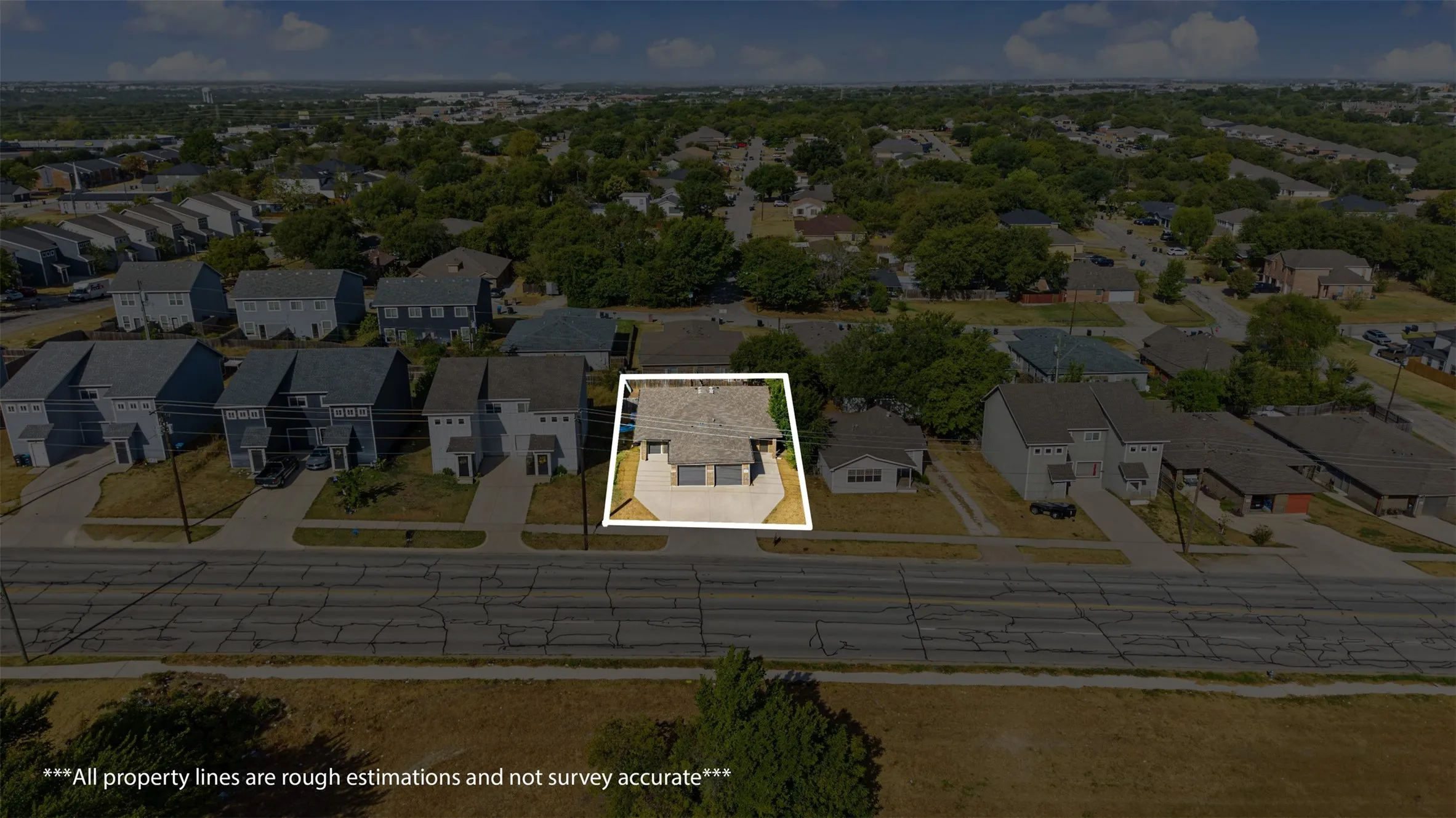 Duplex For Rent in Tarrant County , 3216 Cherry Lane, Fort Worth, Texas 76116, 3 Bedroom, 2 Bathroom, 1 Garage spaces, 2,188 Sqft, built in 2017, mls#21393988, Real Estate Agent in Fort Worth, Homes For Rent in Tarrant county, Homes For Rent in Fort Worth, Realtor in Fort Worth Texas, Real Estate Brokerage Independent Realty Texas, Luminita Cordes Realtor