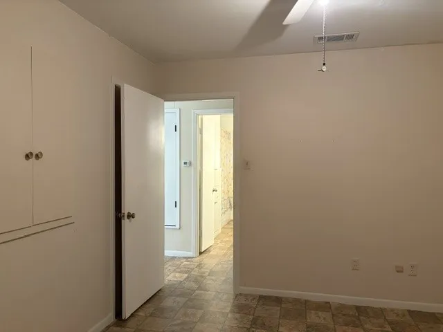 Single Family Residence For Sale in Wood County , 301 Hart Street, Quitman, Texas 75783, 3 Bedroom, 2 Bathroom, 2 Garage spaces, 1,847 Sqft, built in 1985, mls#21394387, Real Estate Agent in Quitman, Homes For Sale in Wood county, Homes For Sale in Quitman, Realtor in Quitman Texas, Real Estate Brokerage Independent Realty Texas, Luminita Cordes Realtor