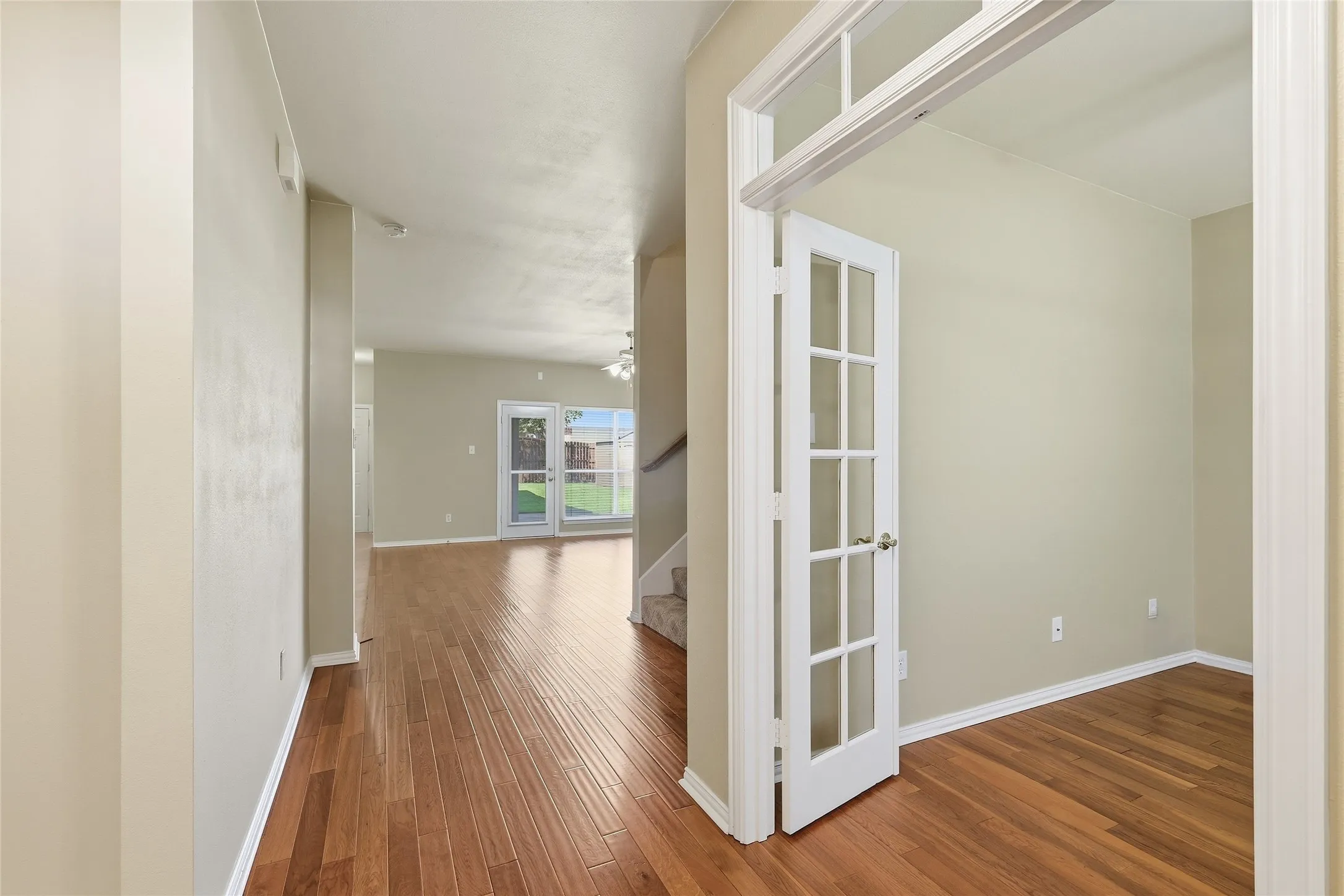 Single Family Residence For Sale in Denton County , 1021 Dartmouth Drive, Lewisville, Texas 75067, 5 Bedroom, 3 Bathroom, 2 Garage spaces, 3,358 Sqft, built in 1998, mls#21391078, Real Estate Agent in Lewisville, Homes For Sale in Denton county, Homes For Sale in Lewisville, Realtor in Lewisville Texas, Real Estate Brokerage Independent Realty Texas, Luminita Cordes Realtor