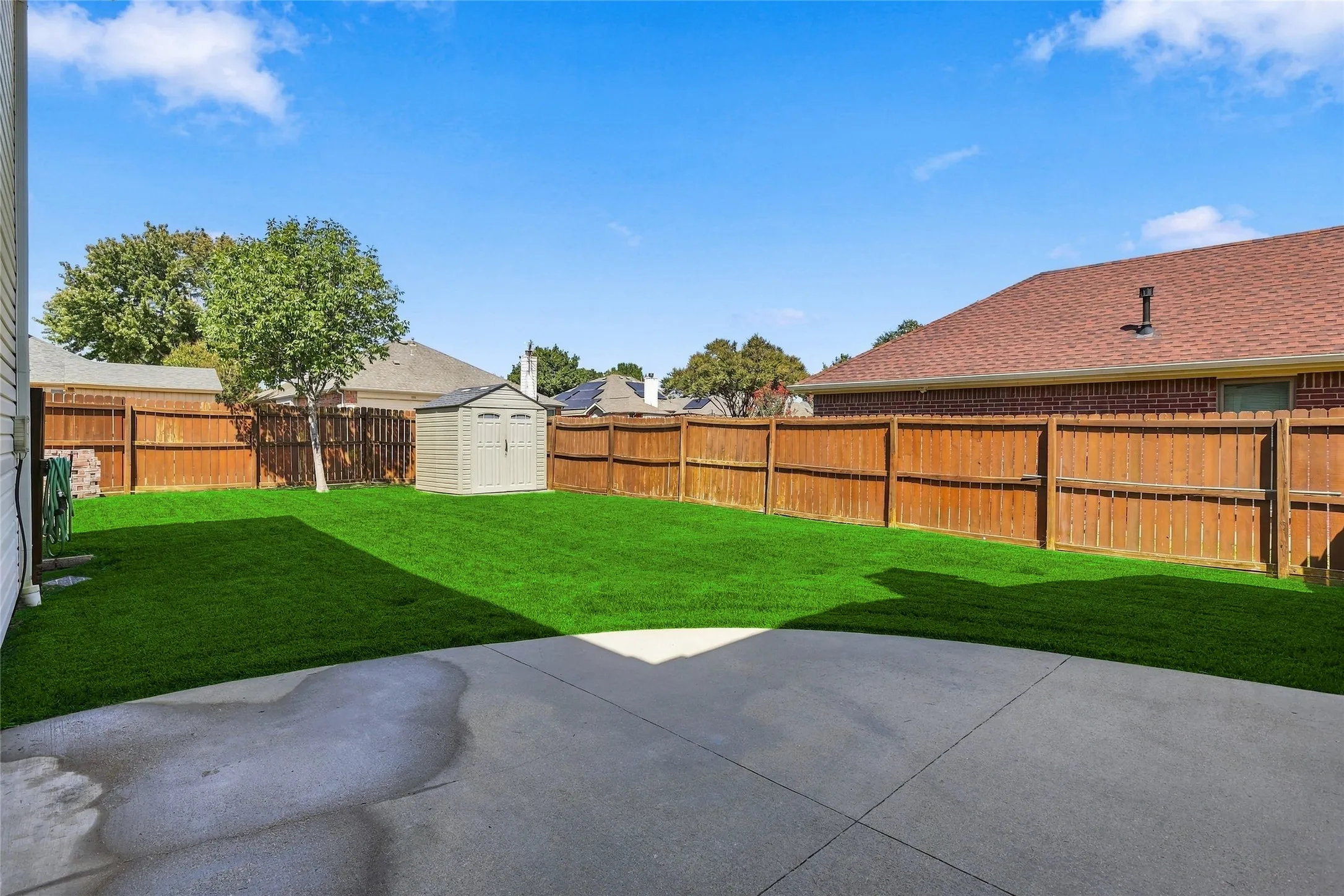 Single Family Residence For Sale in Denton County , 1021 Dartmouth Drive, Lewisville, Texas 75067, 5 Bedroom, 3 Bathroom, 2 Garage spaces, 3,358 Sqft, built in 1998, mls#21391078, Real Estate Agent in Lewisville, Homes For Sale in Denton county, Homes For Sale in Lewisville, Realtor in Lewisville Texas, Real Estate Brokerage Independent Realty Texas, Luminita Cordes Realtor