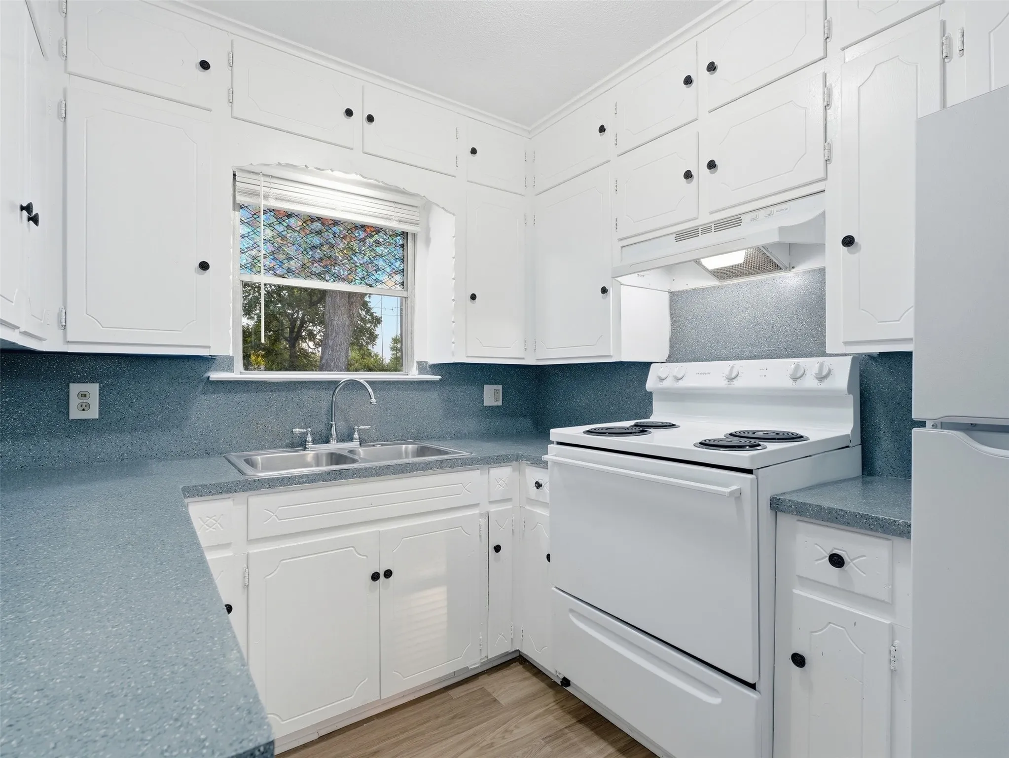 Single Family Residence For Rent in Dallas County , 1520 S 3rd Street, Garland, Texas 75040, 3 Bedroom, 1 Bathroom, Garage spaces, 1,033 Sqft, built in 1952, mls#21394397, Real Estate Agent in Garland, Homes For Rent in Dallas county, Homes For Rent in Garland, Realtor in Garland Texas, Real Estate Brokerage Independent Realty Texas, Luminita Cordes Realtor