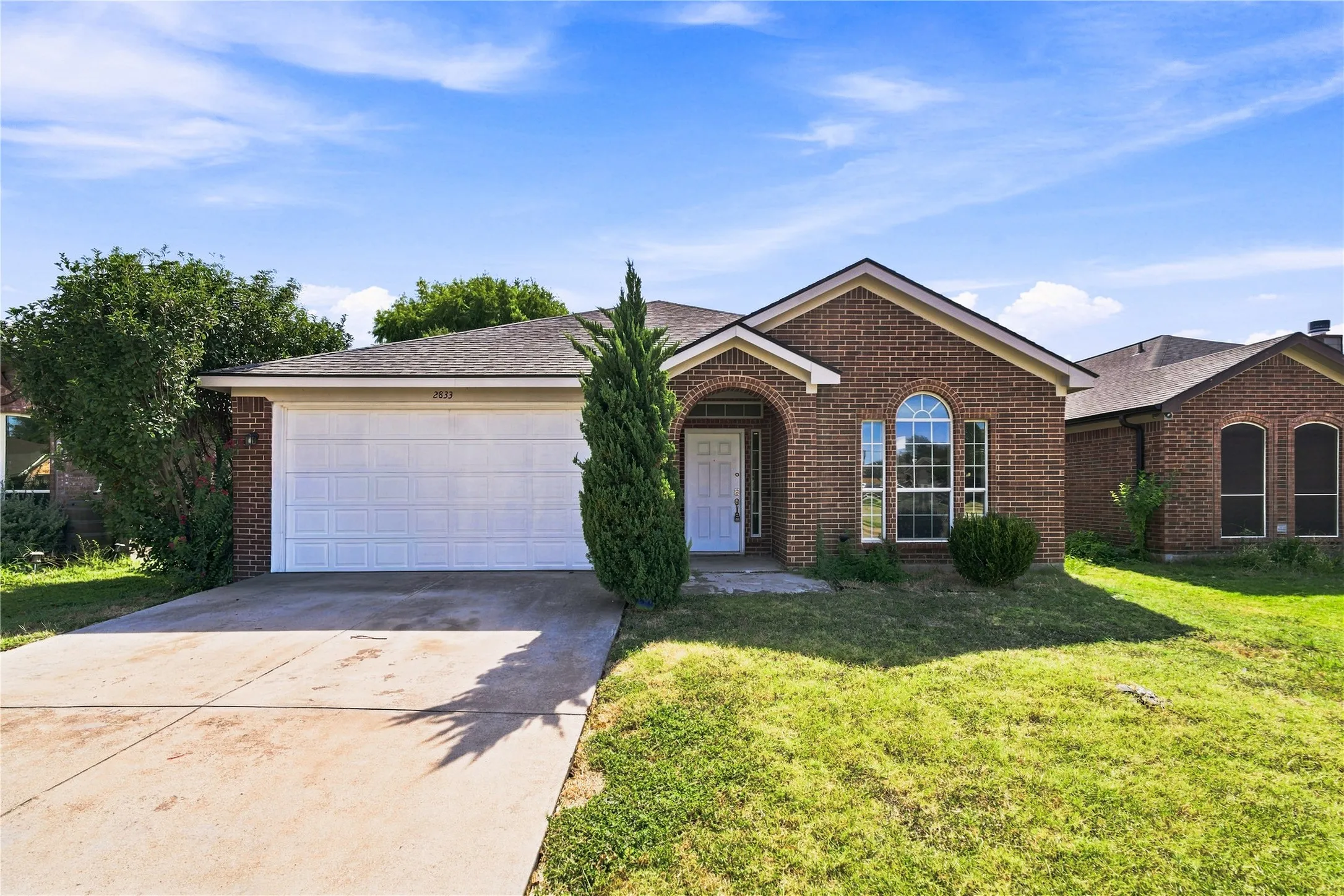 Single Family Residence For Sale in Tarrant County , 2833 Wakecrest Drive, Fort Worth, Texas 76108, 4 Bedroom, 2 Bathroom, 2 Garage spaces, 1,842 Sqft, built in 2006, mls#21383152, Real Estate Agent in Fort Worth, Homes For Sale in Tarrant county, Homes For Sale in Fort Worth, Realtor in Fort Worth Texas, Real Estate Brokerage Independent Realty Texas, Luminita Cordes Realtor