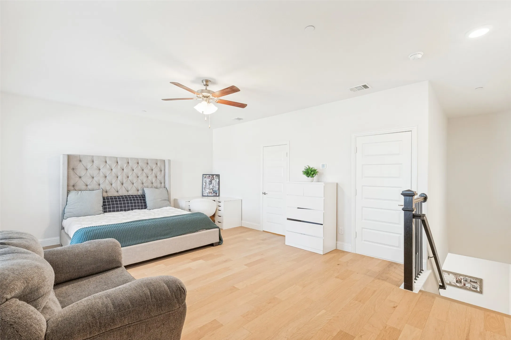 3rd floor bonus room with a full size bathroom and a walk in closet.