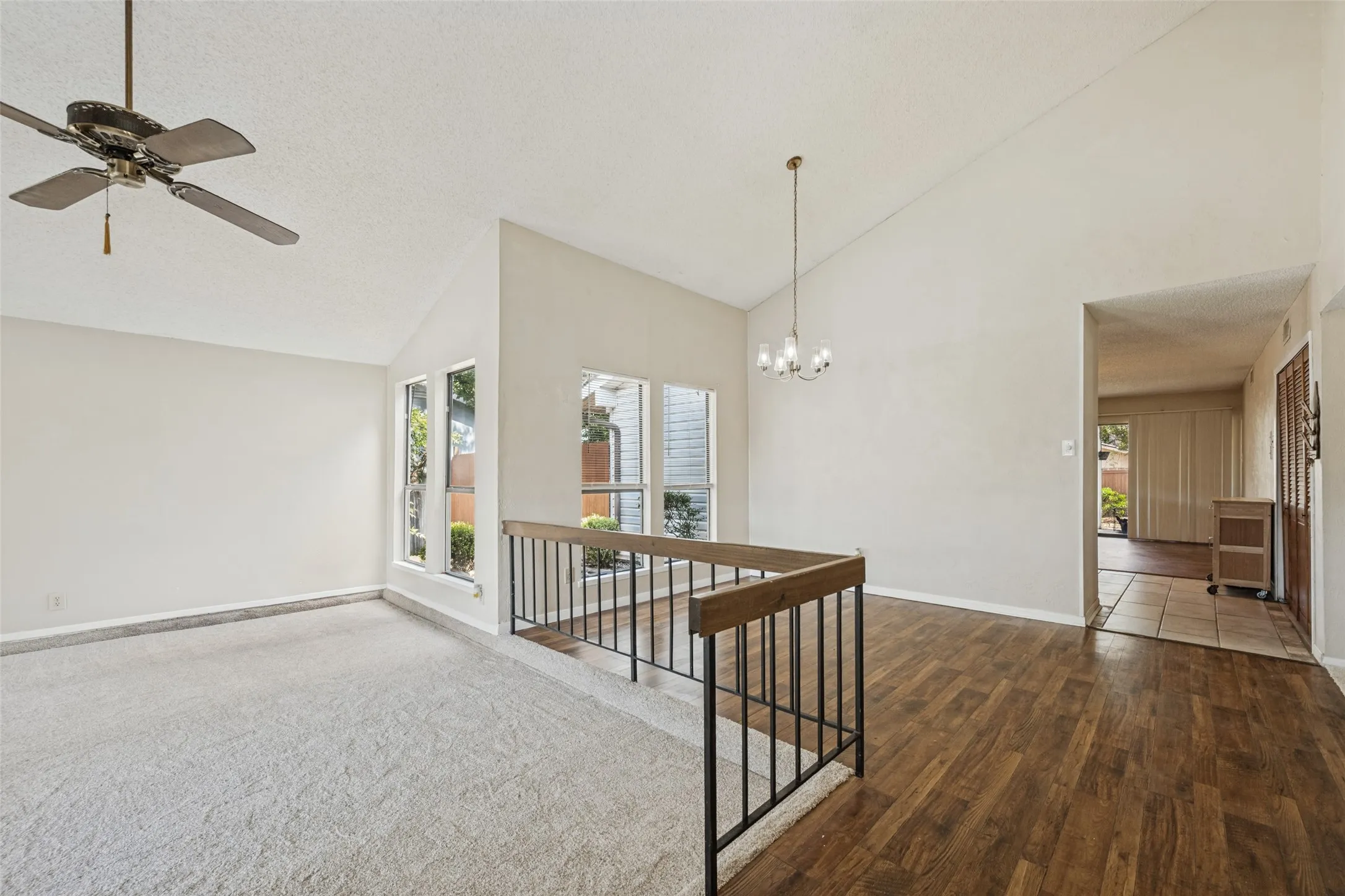 Single Family Residence For Sale in Tarrant County , 4237 Glen Springs Drive, Arlington, Texas 76016, 4 Bedroom, 2 Bathroom, 2 Garage spaces, 2,031 Sqft, built in 1980, mls#21394225, Real Estate Agent in Arlington, Homes For Sale in Tarrant county, Homes For Sale in Arlington, Realtor in Arlington Texas, Real Estate Brokerage Independent Realty Texas, Luminita Cordes Realtor