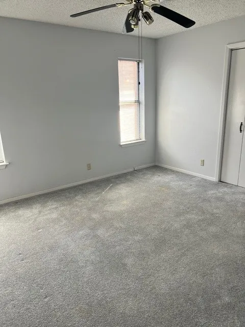 Single Family Residence For Sale in Smith County , 504 Woodland Hills Drive, Tyler, Texas 75701, 3 Bedroom, 2 Bathroom, 2 Garage spaces, 2,564 Sqft, built in 1979, mls#21394390, Real Estate Agent in Tyler, Homes For Sale in Smith county, Homes For Sale in Tyler, Realtor in Tyler Texas, Real Estate Brokerage Independent Realty Texas, Luminita Cordes Realtor