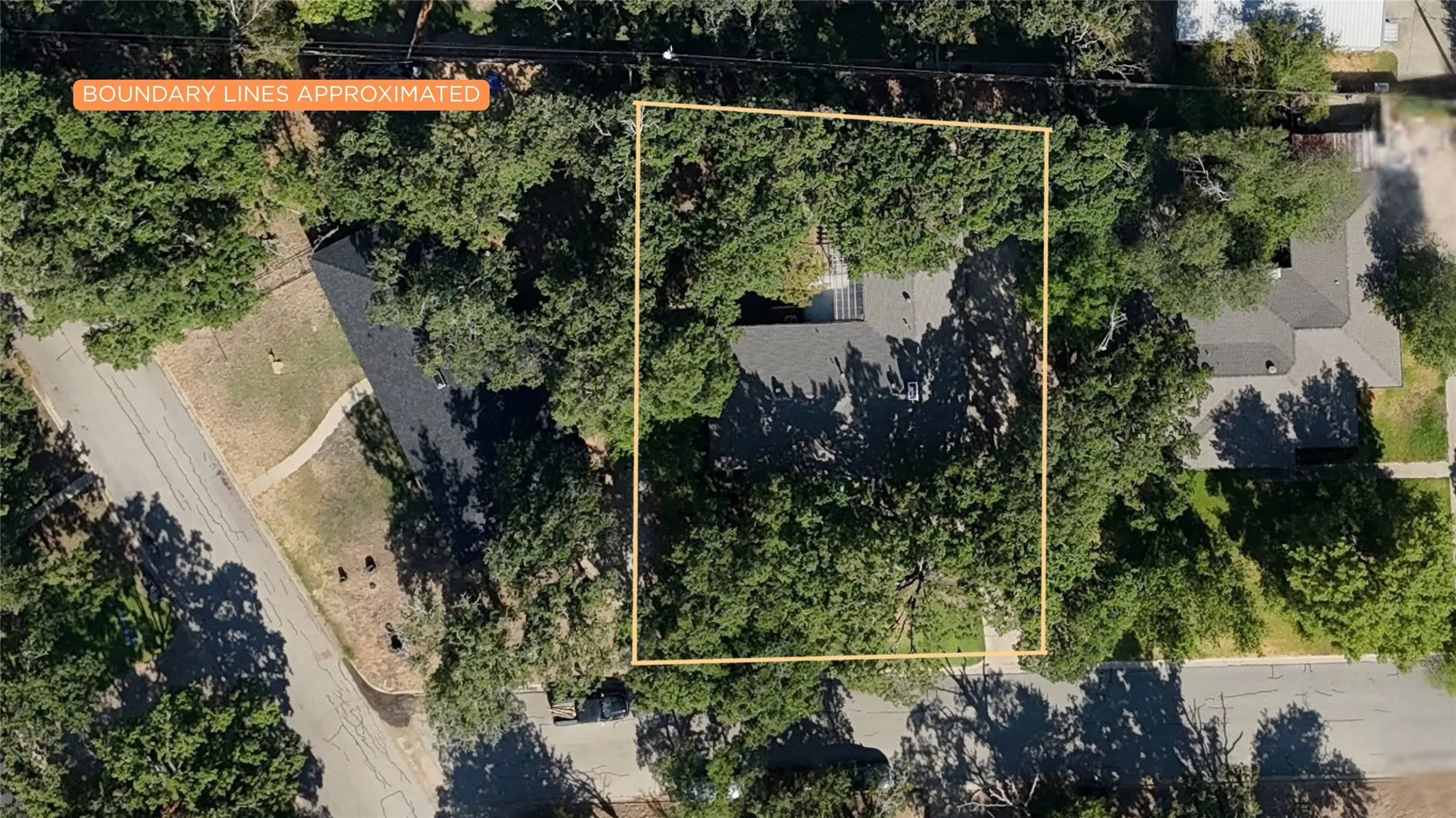 Single Family Residence For Sale in Navarro County , 929 Madison Square, Corsicana, Texas 75110, 3 Bedroom, 2 Bathroom, 3 Garage spaces, 1,983 Sqft, built in 1970, mls#21393900, Real Estate Agent in Corsicana, Homes For Sale in Navarro county, Homes For Sale in Corsicana, Realtor in Corsicana Texas, Real Estate Brokerage Independent Realty Texas, Luminita Cordes Realtor