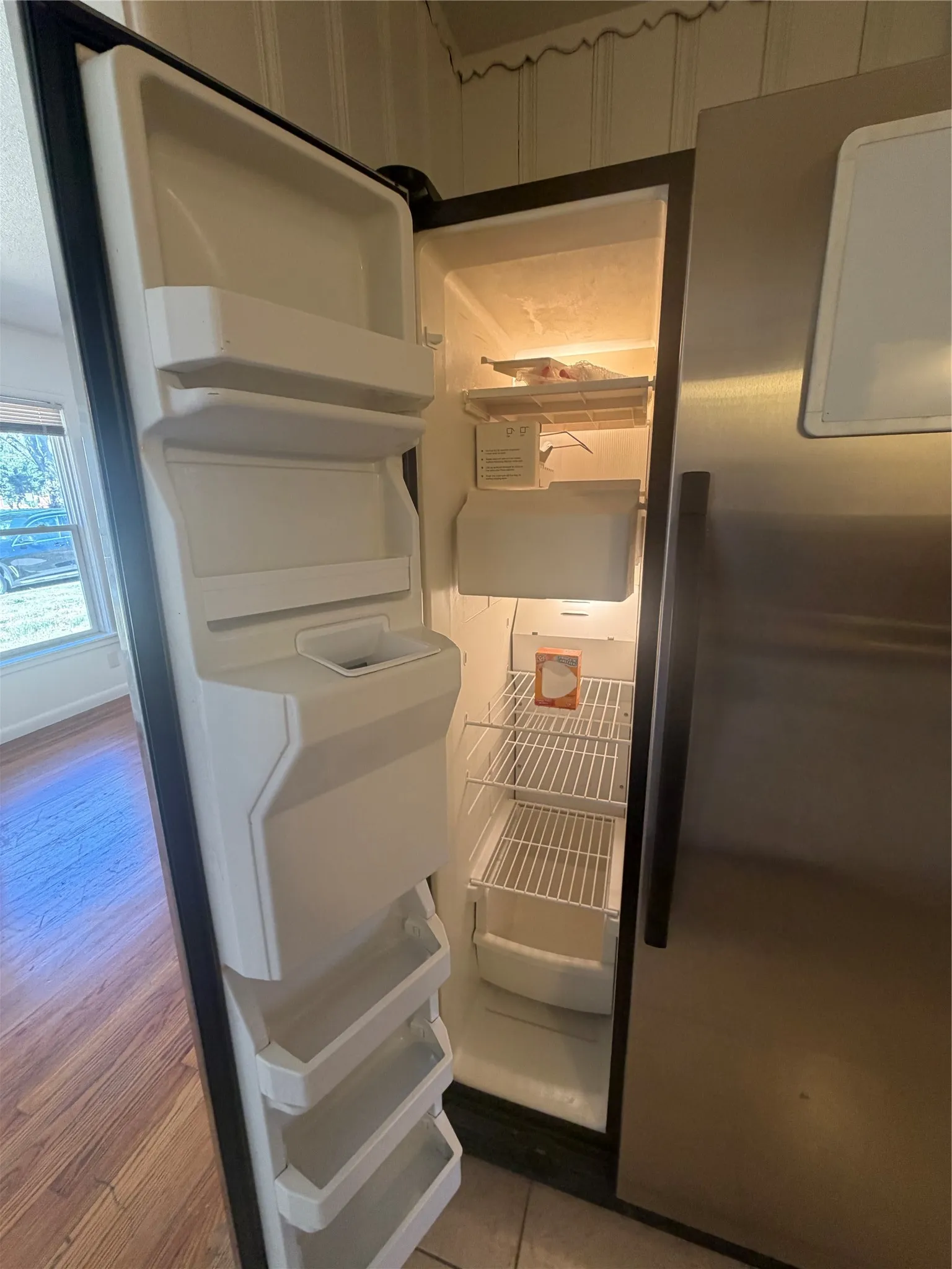 Stainless steel side-by-side refrigerator