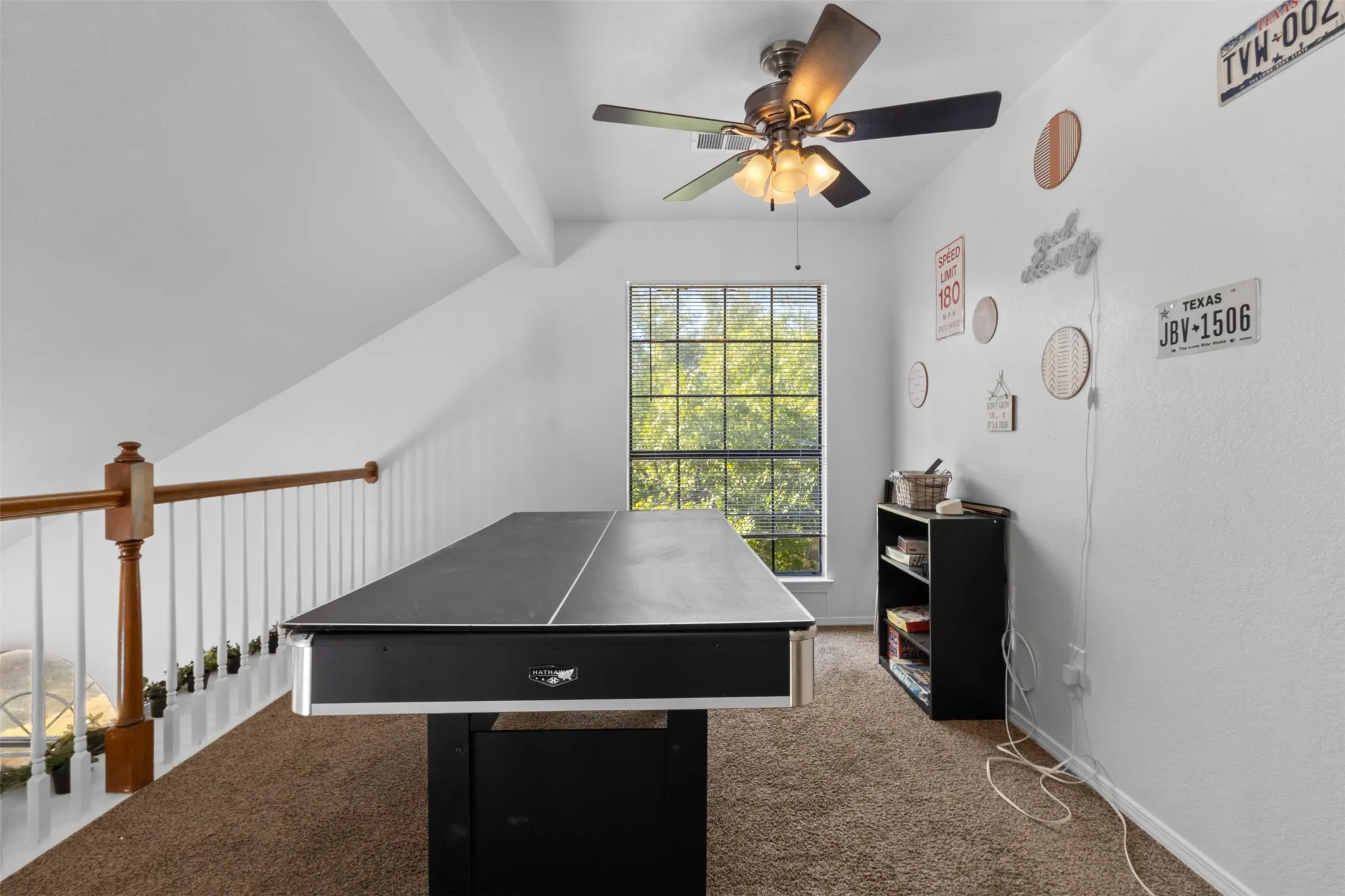 Single Family Residence For Sale in Dallas County , 7809 Clairmont, Rowlett, Texas 75089, 3 Bedroom, 2 Bathroom, 2 Garage spaces, 1,693 Sqft, built in 1986, mls#21394427, Real Estate Agent in Rowlett, Homes For Sale in Dallas county, Homes For Sale in Rowlett, Realtor in Rowlett Texas, Real Estate Brokerage Independent Realty Texas, Luminita Cordes Realtor