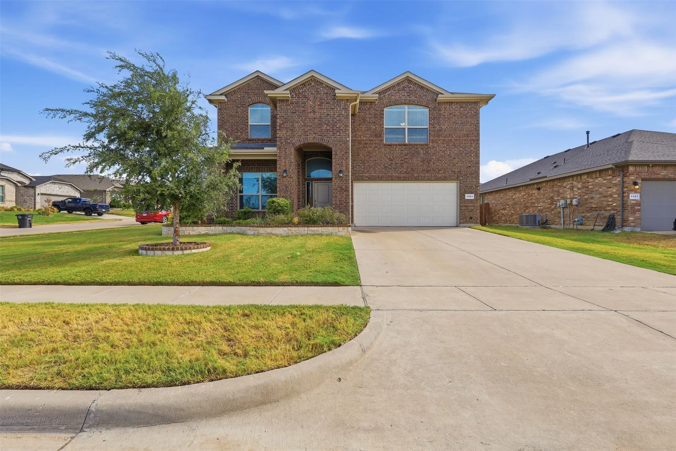 Single Family Residence For Sale in Johnson County , 1101 Burlingame Drive, Cleburne, Texas 76033, 4 Bedroom, 4 Bathroom, 2 Garage spaces, 3,016 Sqft, built in 2020, mls#21394318, Real Estate Agent in Cleburne, Homes For Sale in Johnson county, Homes For Sale in Cleburne, Realtor in Cleburne Texas, Real Estate Brokerage Independent Realty Texas, Luminita Cordes Realtor