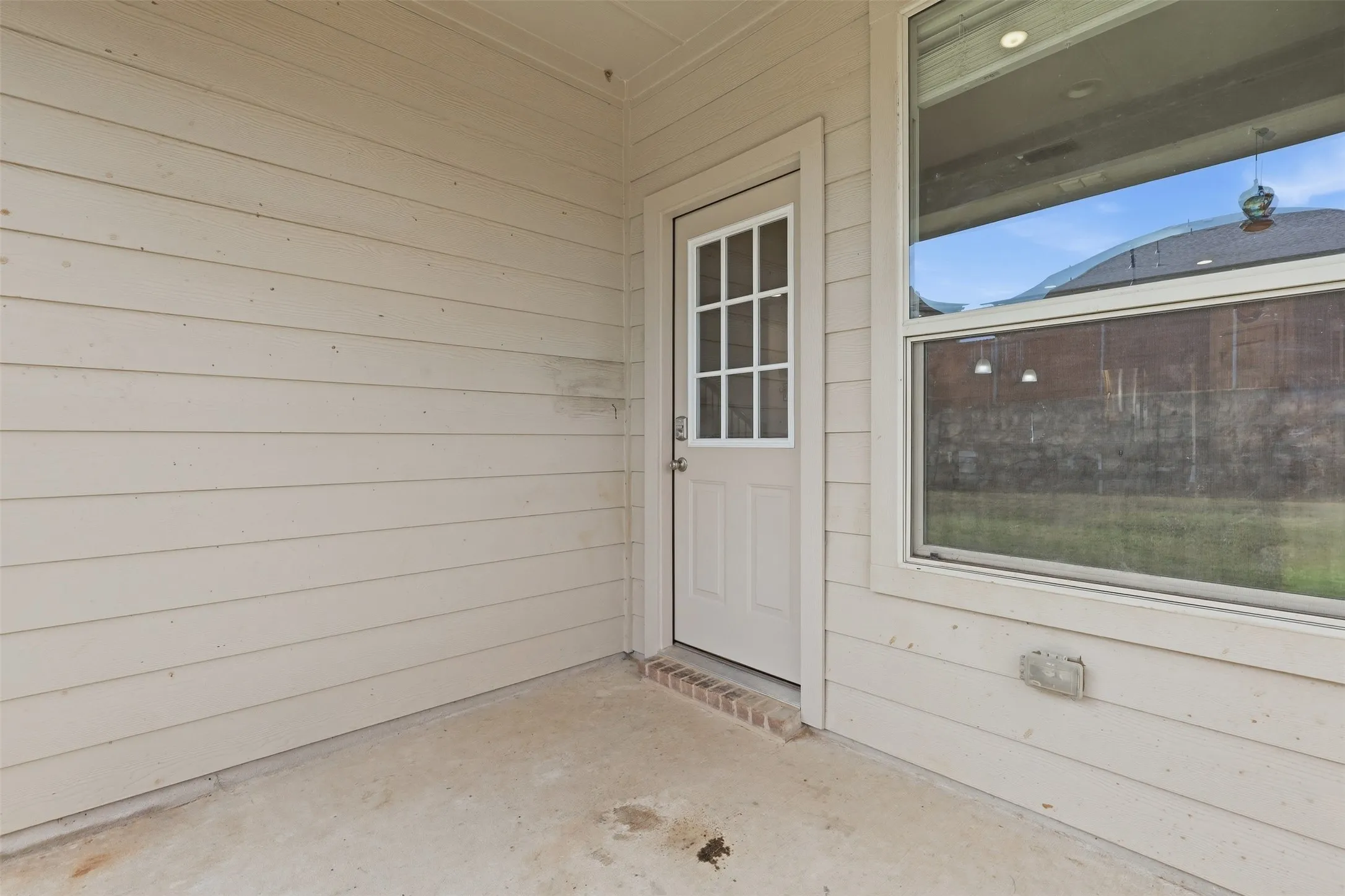 Single Family Residence For Sale in Johnson County , 1101 Burlingame Drive, Cleburne, Texas 76033, 4 Bedroom, 4 Bathroom, 2 Garage spaces, 3,016 Sqft, built in 2020, mls#21394318, Real Estate Agent in Cleburne, Homes For Sale in Johnson county, Homes For Sale in Cleburne, Realtor in Cleburne Texas, Real Estate Brokerage Independent Realty Texas, Luminita Cordes Realtor
