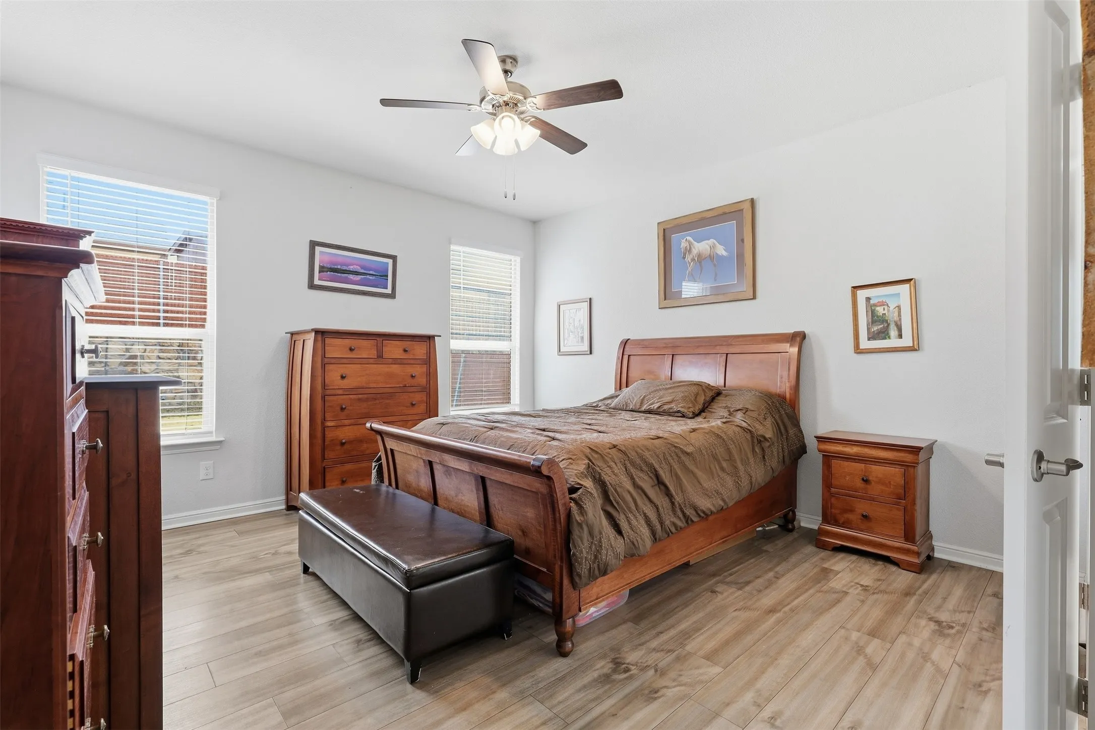 Single Family Residence For Sale in Johnson County , 1101 Burlingame Drive, Cleburne, Texas 76033, 4 Bedroom, 4 Bathroom, 2 Garage spaces, 3,016 Sqft, built in 2020, mls#21394318, Real Estate Agent in Cleburne, Homes For Sale in Johnson county, Homes For Sale in Cleburne, Realtor in Cleburne Texas, Real Estate Brokerage Independent Realty Texas, Luminita Cordes Realtor