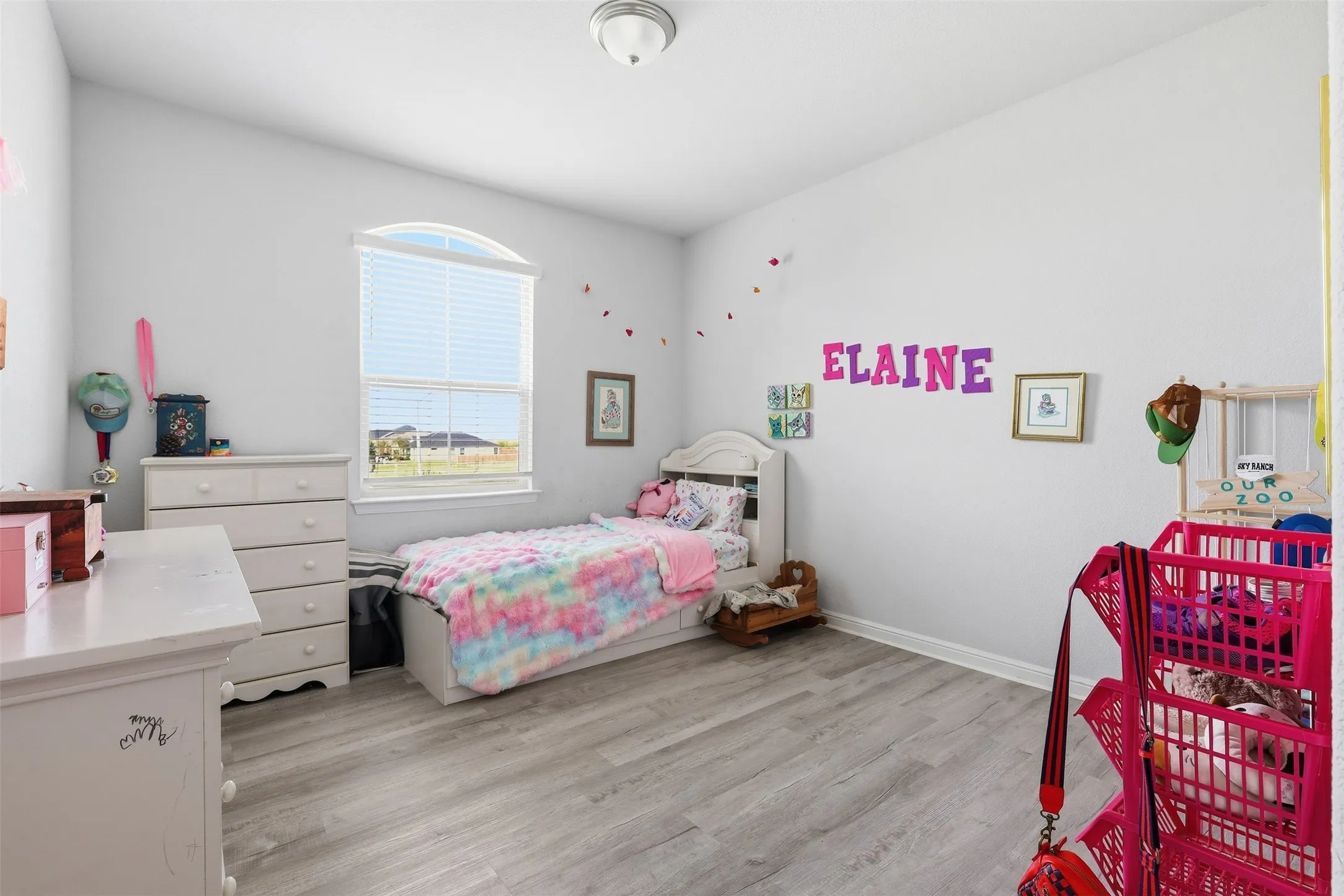 Single Family Residence For Sale in Johnson County , 1101 Burlingame Drive, Cleburne, Texas 76033, 4 Bedroom, 4 Bathroom, 2 Garage spaces, 3,016 Sqft, built in 2020, mls#21394318, Real Estate Agent in Cleburne, Homes For Sale in Johnson county, Homes For Sale in Cleburne, Realtor in Cleburne Texas, Real Estate Brokerage Independent Realty Texas, Luminita Cordes Realtor