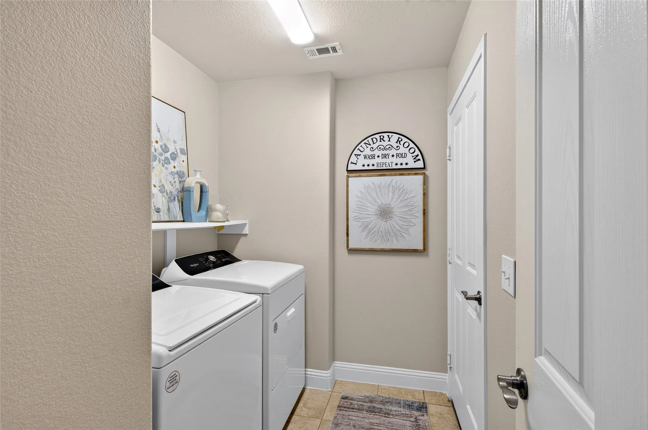 Single Family Residence For Sale in Denton County , 7579 Kite Lane, Frisco, Texas 75036, 2 Bedroom, 2 Bathroom, 2 Garage spaces, 1,156 Sqft, built in 2012, mls#21386196, Real Estate Agent in Frisco, Homes For Sale in Denton county, Homes For Sale in Frisco, Realtor in Frisco Texas, Real Estate Brokerage Independent Realty Texas, Luminita Cordes Realtor