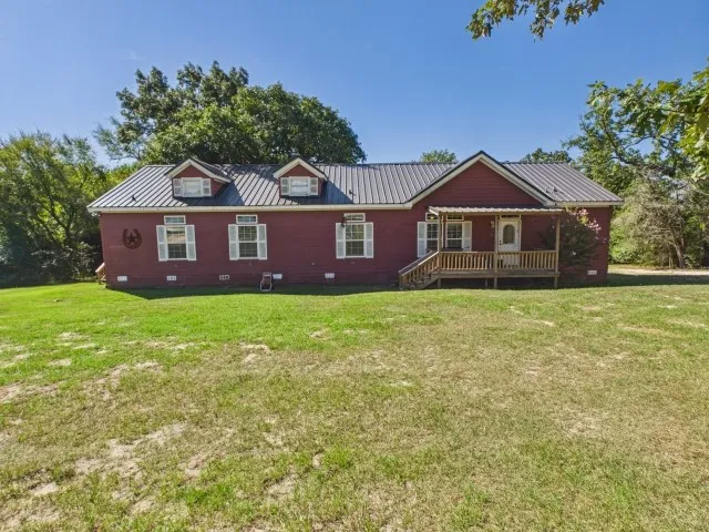 Single Family Residence For Sale