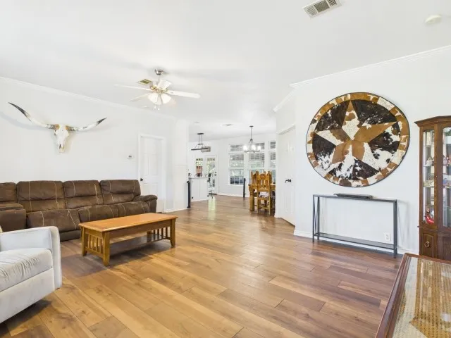 Single Family Residence For Sale in Henderson County , 4801 CR 3923, Athens, Texas 75752, 4 Bedroom, 3 Bathroom, Garage spaces, 2,432 Sqft, built in 2007, mls#21394385, Real Estate Agent in Athens, Homes For Sale in Henderson county, Homes For Sale in Athens, Realtor in Athens Texas, Real Estate Brokerage Independent Realty Texas, Luminita Cordes Realtor