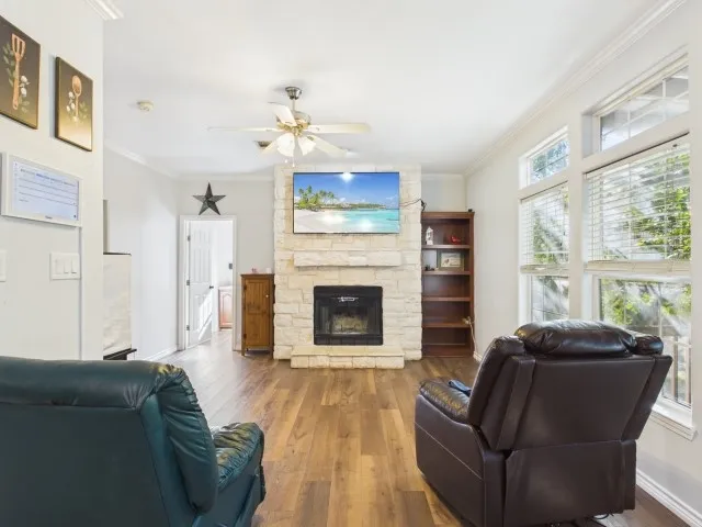 Single Family Residence For Sale in Henderson County , 4801 CR 3923, Athens, Texas 75752, 4 Bedroom, 3 Bathroom, Garage spaces, 2,432 Sqft, built in 2007, mls#21394385, Real Estate Agent in Athens, Homes For Sale in Henderson county, Homes For Sale in Athens, Realtor in Athens Texas, Real Estate Brokerage Independent Realty Texas, Luminita Cordes Realtor