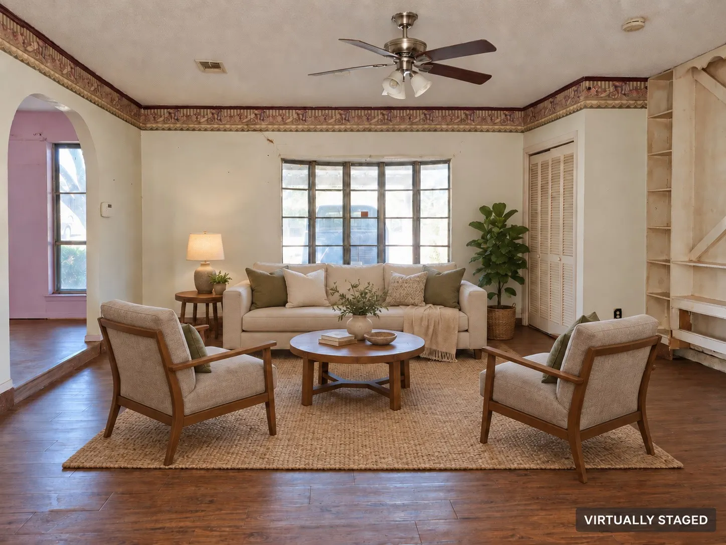 Single Family Residence For Sale in Tarrant County , 4504 Mink Drive, Haltom City, Texas 76117, 3 Bedroom, 2 Bathroom, Garage spaces, 1,930 Sqft, built in 1969, mls#21393555, Real Estate Agent in Haltom City, Homes For Sale in Tarrant county, Homes For Sale in Haltom City, Realtor in Haltom City Texas, Real Estate Brokerage Independent Realty Texas, Luminita Cordes Realtor