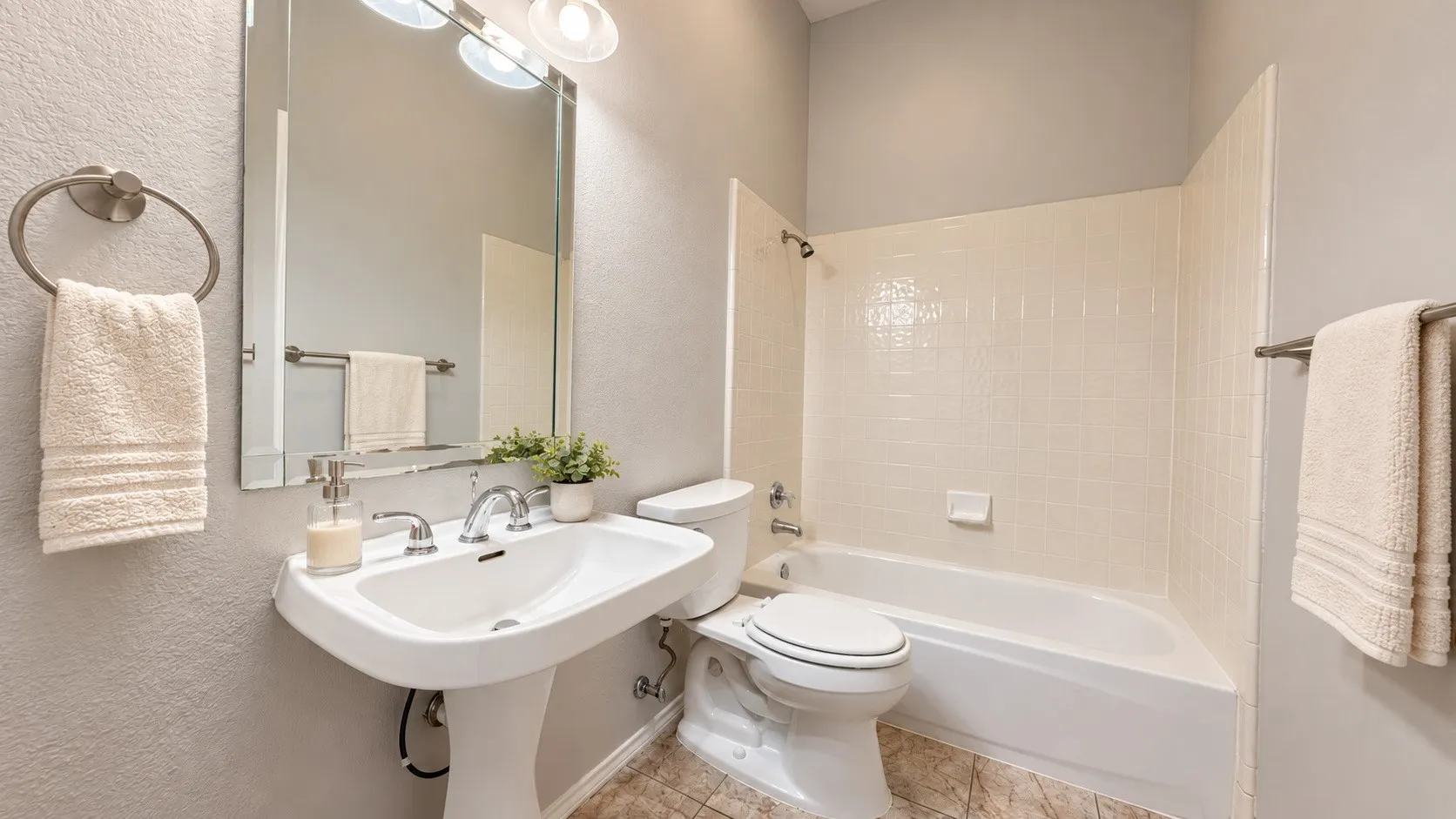 Single Family Residence For Sale in Collin County , 12010 Chattanooga Drive, Frisco, Texas 75035, 3 Bedroom, 2 Bathroom, 2 Garage spaces, 1,581 Sqft, built in 1996, mls#21390007, Real Estate Agent in Frisco, Homes For Sale in Collin county, Homes For Sale in Frisco, Realtor in Frisco Texas, Real Estate Brokerage Independent Realty Texas, Luminita Cordes Realtor