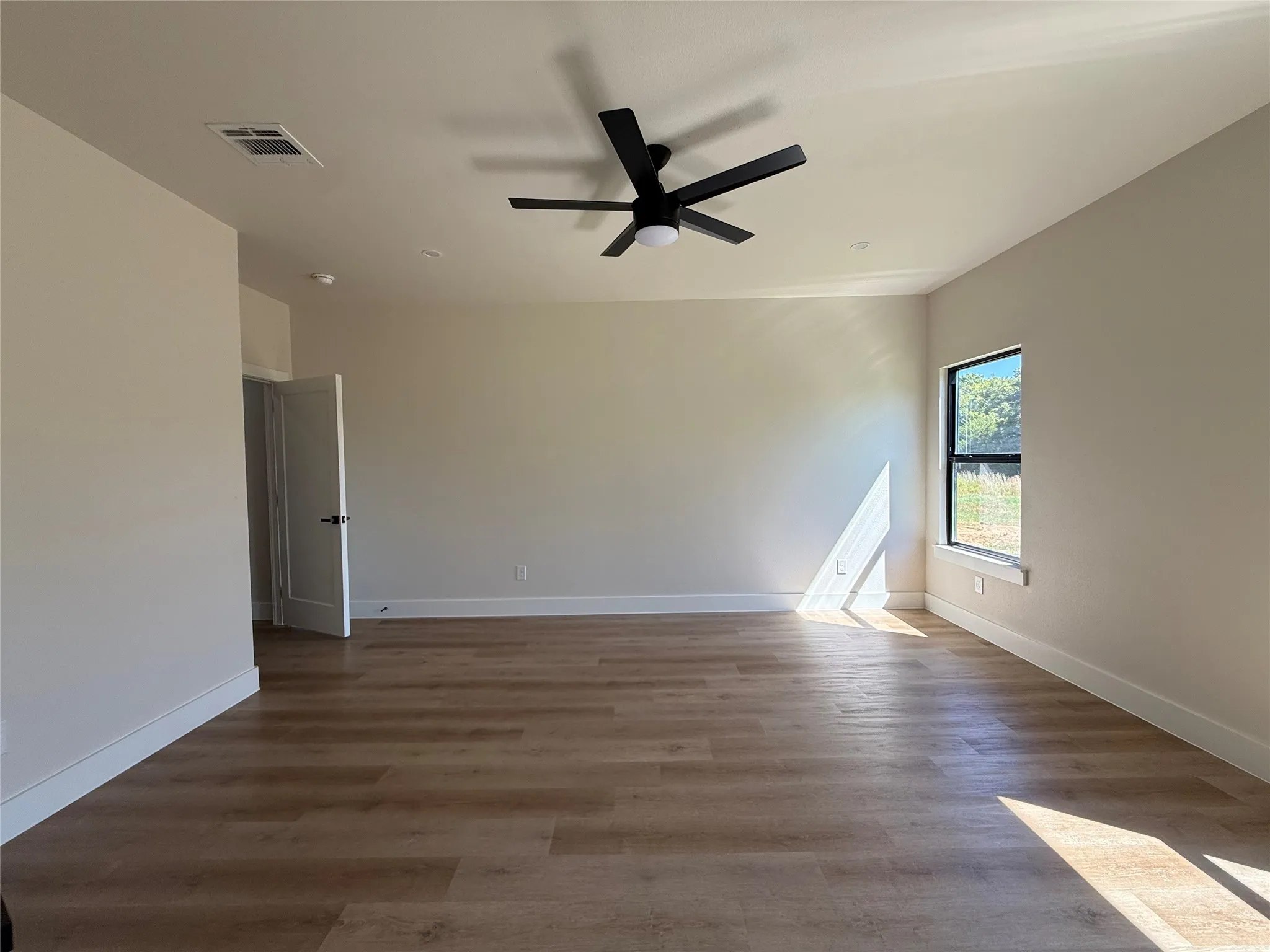 Single Family Residence For Sale in Parker County , 1057 Salvation Drive, Weatherford, Texas 76088, 3 Bedroom, 3 Bathroom, 2 Garage spaces, 2,454 Sqft, built in 2026, mls#21386143, Real Estate Agent in Weatherford, Homes For Sale in Parker county, Homes For Sale in Weatherford, Realtor in Weatherford Texas, Real Estate Brokerage Independent Realty Texas, Luminita Cordes Realtor