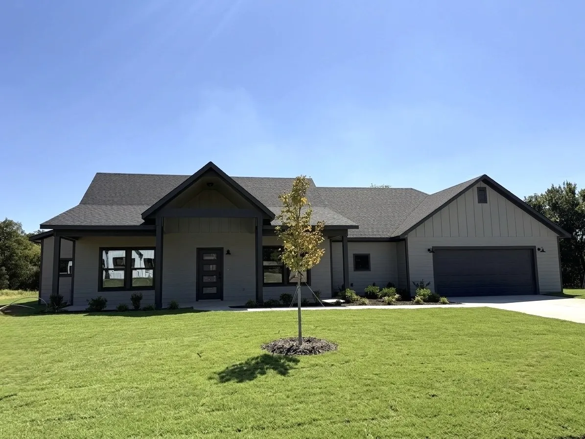 Single Family Residence For Sale in Parker County , 1057 Salvation Drive, Weatherford, Texas 76088, 3 Bedroom, 3 Bathroom, 2 Garage spaces, 2,454 Sqft, built in 2026, mls#21386143, Real Estate Agent in Weatherford, Homes For Sale in Parker county, Homes For Sale in Weatherford, Realtor in Weatherford Texas, Real Estate Brokerage Independent Realty Texas, Luminita Cordes Realtor