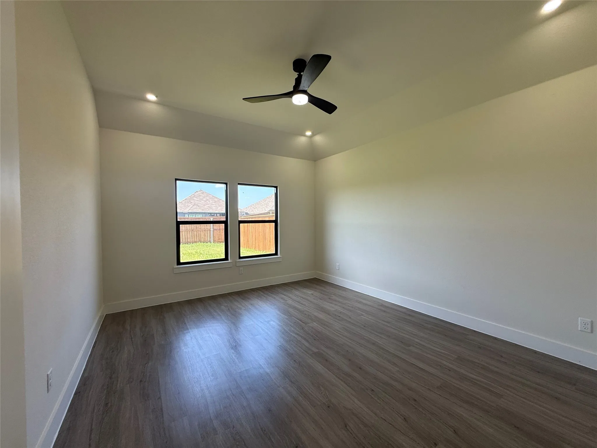 Single Family Residence For Sale in Johnson County , 205 Reliance Road, Godley, Texas 76044, 3 Bedroom, 3 Bathroom, 2 Garage spaces, 2,326 Sqft, built in 2026, mls#21386443, Real Estate Agent in Godley, Homes For Sale in Johnson county, Homes For Sale in Godley, Realtor in Godley Texas, Real Estate Brokerage Independent Realty Texas, Luminita Cordes Realtor