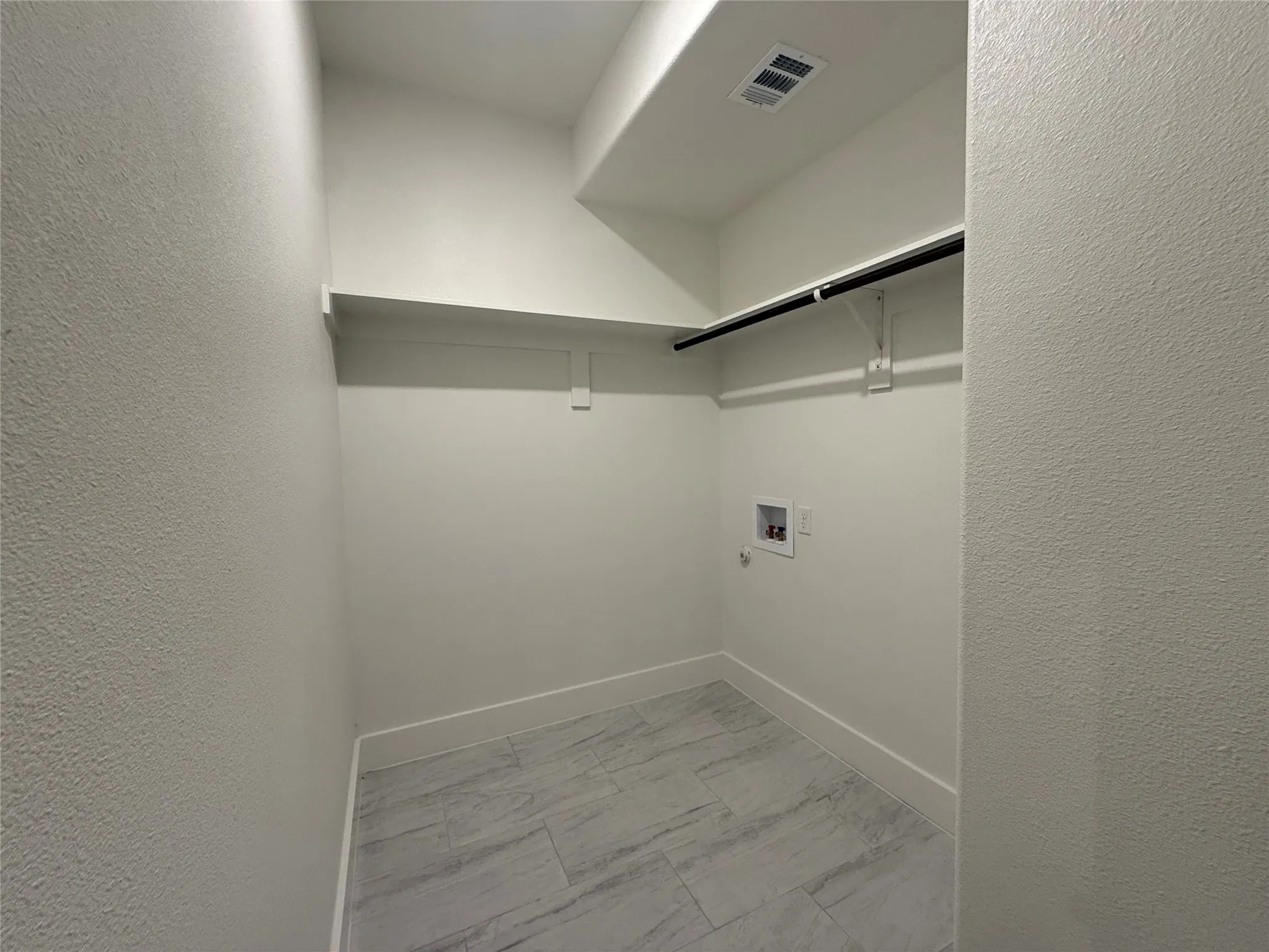 Single Family Residence For Sale in Johnson County , 205 Reliance Road, Godley, Texas 76044, 3 Bedroom, 3 Bathroom, 2 Garage spaces, 2,326 Sqft, built in 2026, mls#21386443, Real Estate Agent in Godley, Homes For Sale in Johnson county, Homes For Sale in Godley, Realtor in Godley Texas, Real Estate Brokerage Independent Realty Texas, Luminita Cordes Realtor