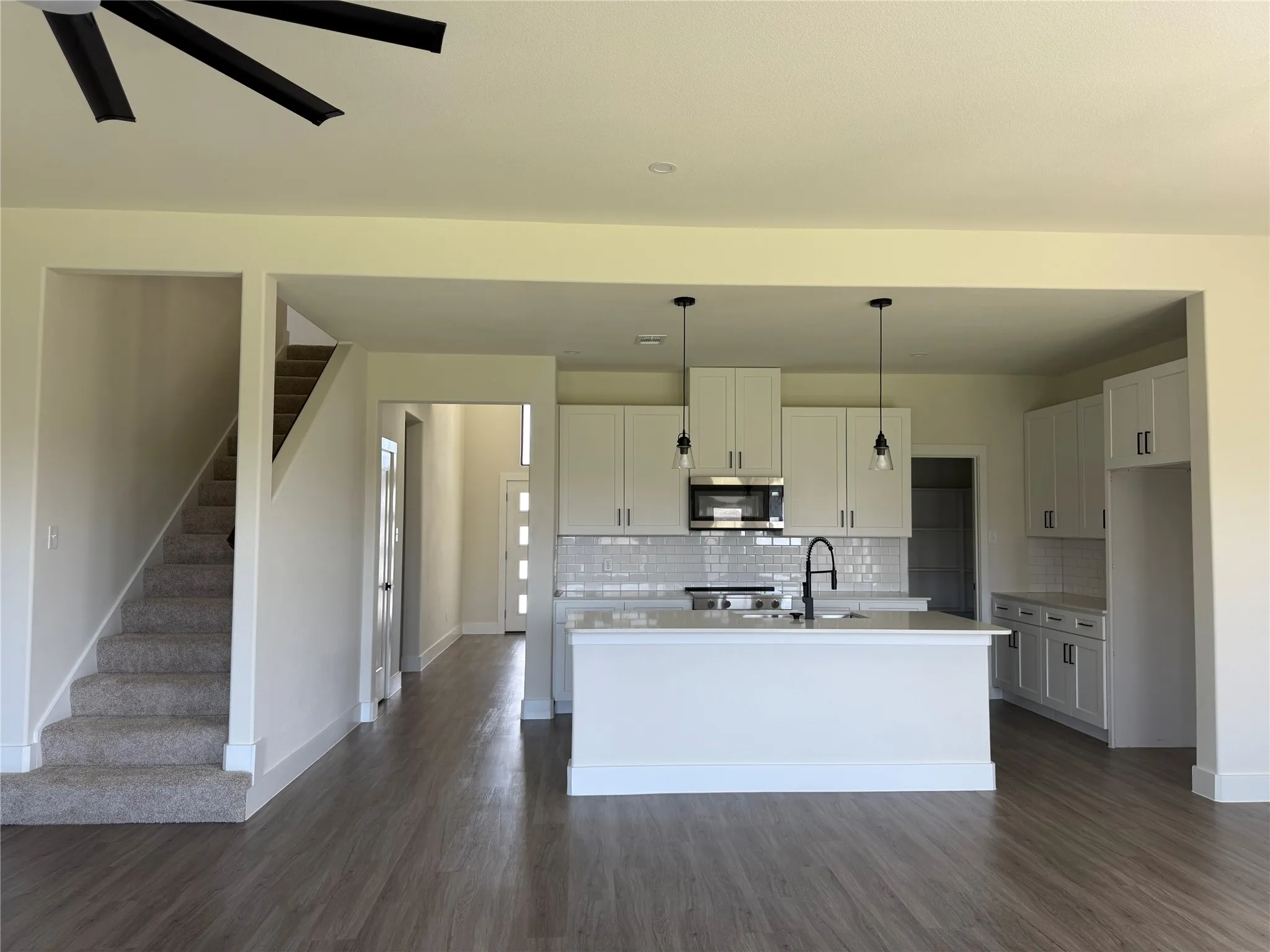 Single Family Residence For Sale in Johnson County , 205 Reliance Road, Godley, Texas 76044, 3 Bedroom, 3 Bathroom, 2 Garage spaces, 2,326 Sqft, built in 2026, mls#21386443, Real Estate Agent in Godley, Homes For Sale in Johnson county, Homes For Sale in Godley, Realtor in Godley Texas, Real Estate Brokerage Independent Realty Texas, Luminita Cordes Realtor