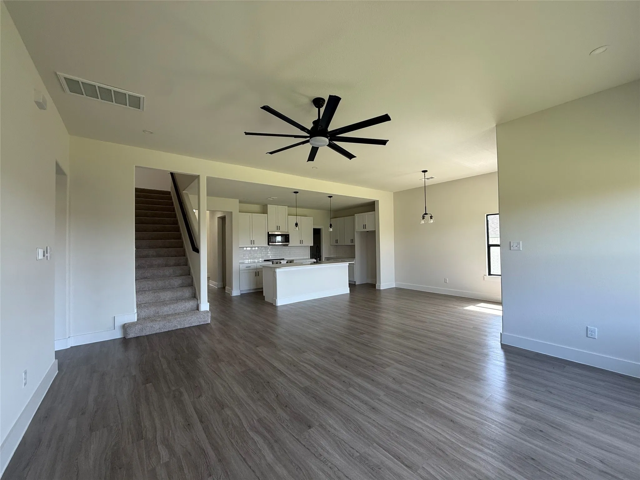 Single Family Residence For Sale in Johnson County , 205 Reliance Road, Godley, Texas 76044, 3 Bedroom, 3 Bathroom, 2 Garage spaces, 2,326 Sqft, built in 2026, mls#21386443, Real Estate Agent in Godley, Homes For Sale in Johnson county, Homes For Sale in Godley, Realtor in Godley Texas, Real Estate Brokerage Independent Realty Texas, Luminita Cordes Realtor