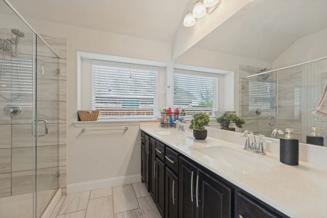 Single Family Residence For Sale in Collin County , 2225 Poppy Valley Lane, Melissa, Texas 75454, 4 Bedroom, 3 Bathroom, 2 Garage spaces, 2,398 Sqft, built in 2022, mls#21394085, Real Estate Agent in Melissa, Homes For Sale in Collin county, Homes For Sale in Melissa, Realtor in Melissa Texas, Real Estate Brokerage Independent Realty Texas, Luminita Cordes Realtor