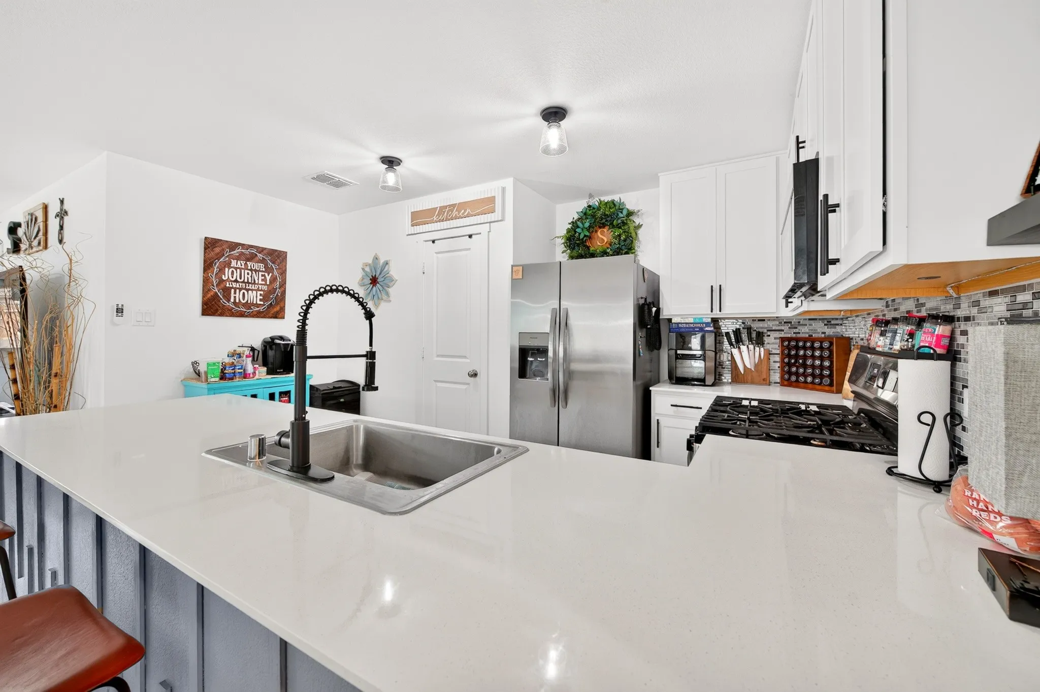 Single Family Residence For Sale in Denton County , 15232 Mariachi Road, Fort Worth, Texas 76052, 4 Bedroom, 2 Bathroom, 2 Garage spaces, 1,720 Sqft, built in 2025, mls#21394447, Real Estate Agent in Fort Worth, Homes For Sale in Denton county, Homes For Sale in Fort Worth, Realtor in Fort Worth Texas, Real Estate Brokerage Independent Realty Texas, Luminita Cordes Realtor