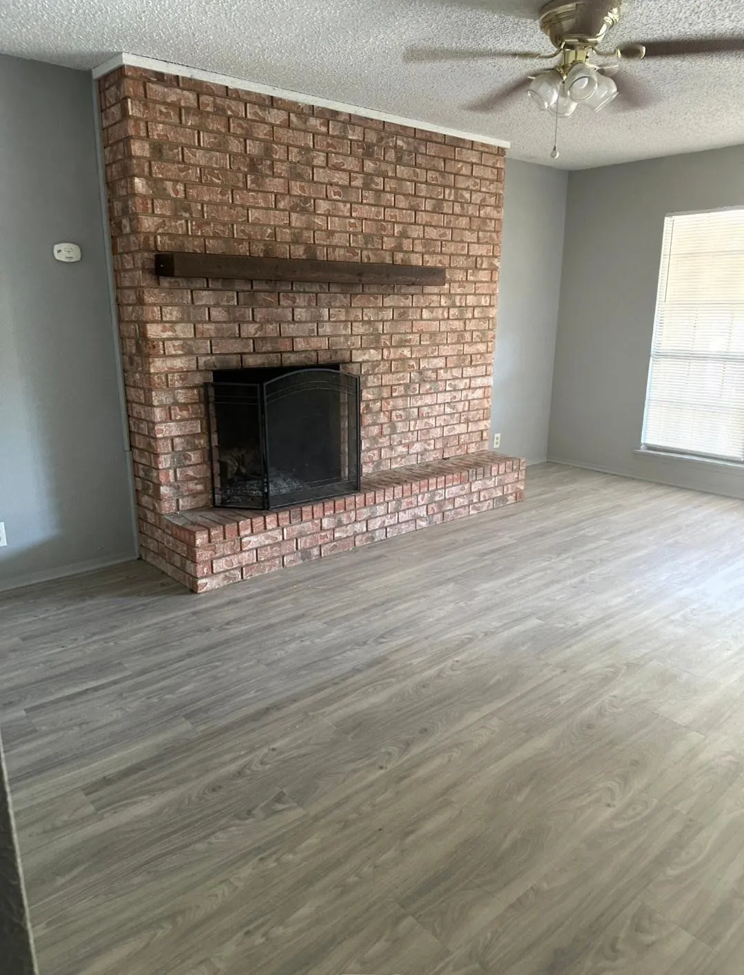 Single Family Residence For Rent in Bell County , 3906 Shallow Ford A, Temple, Texas 76502, 3 Bedroom, 2 Bathroom, 1 Garage spaces, 1,100 Sqft, built in 1979, mls#21394416, Real Estate Agent in Temple, Homes For Rent in Bell county, Homes For Rent in Temple, Realtor in Temple Texas, Real Estate Brokerage Independent Realty Texas, Luminita Cordes Realtor