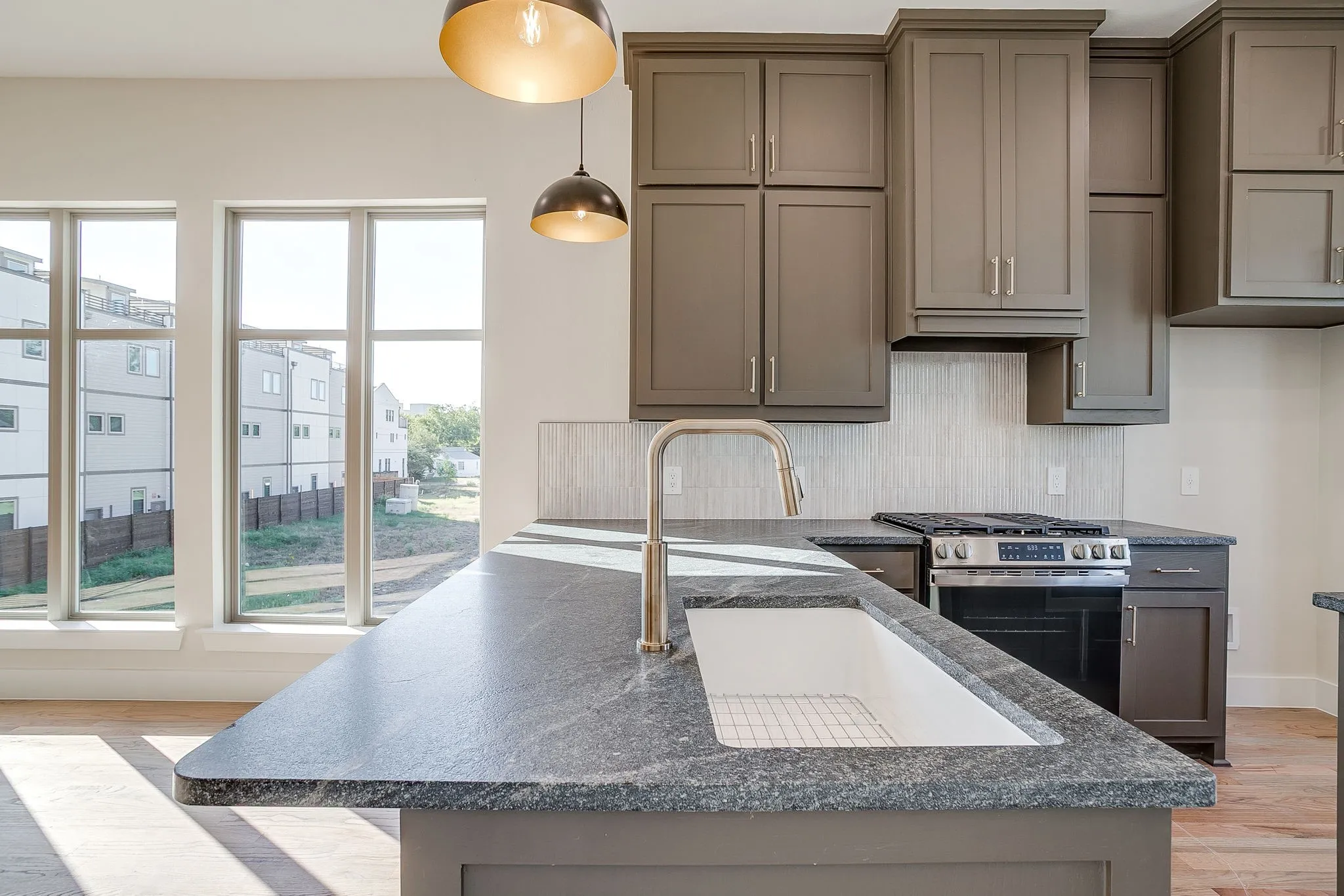 Condominium For Rent in Tarrant County , 2820 Weisenberger Street 104, Fort Worth, Texas 76107, 2 Bedroom, 3 Bathroom, 2 Garage spaces, 1,628 Sqft, built in 2025, mls#21394423, Real Estate Agent in Fort Worth, Homes For Rent in Tarrant county, Homes For Rent in Fort Worth, Realtor in Fort Worth Texas, Real Estate Brokerage Independent Realty Texas, Luminita Cordes Realtor