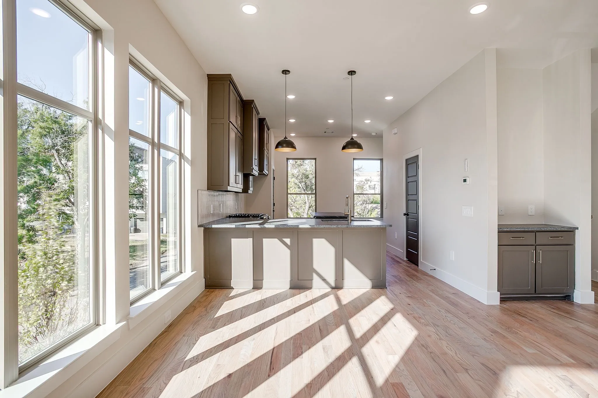 Condominium For Rent in Tarrant County , 2820 Weisenberger Street 104, Fort Worth, Texas 76107, 2 Bedroom, 3 Bathroom, 2 Garage spaces, 1,628 Sqft, built in 2025, mls#21394423, Real Estate Agent in Fort Worth, Homes For Rent in Tarrant county, Homes For Rent in Fort Worth, Realtor in Fort Worth Texas, Real Estate Brokerage Independent Realty Texas, Luminita Cordes Realtor