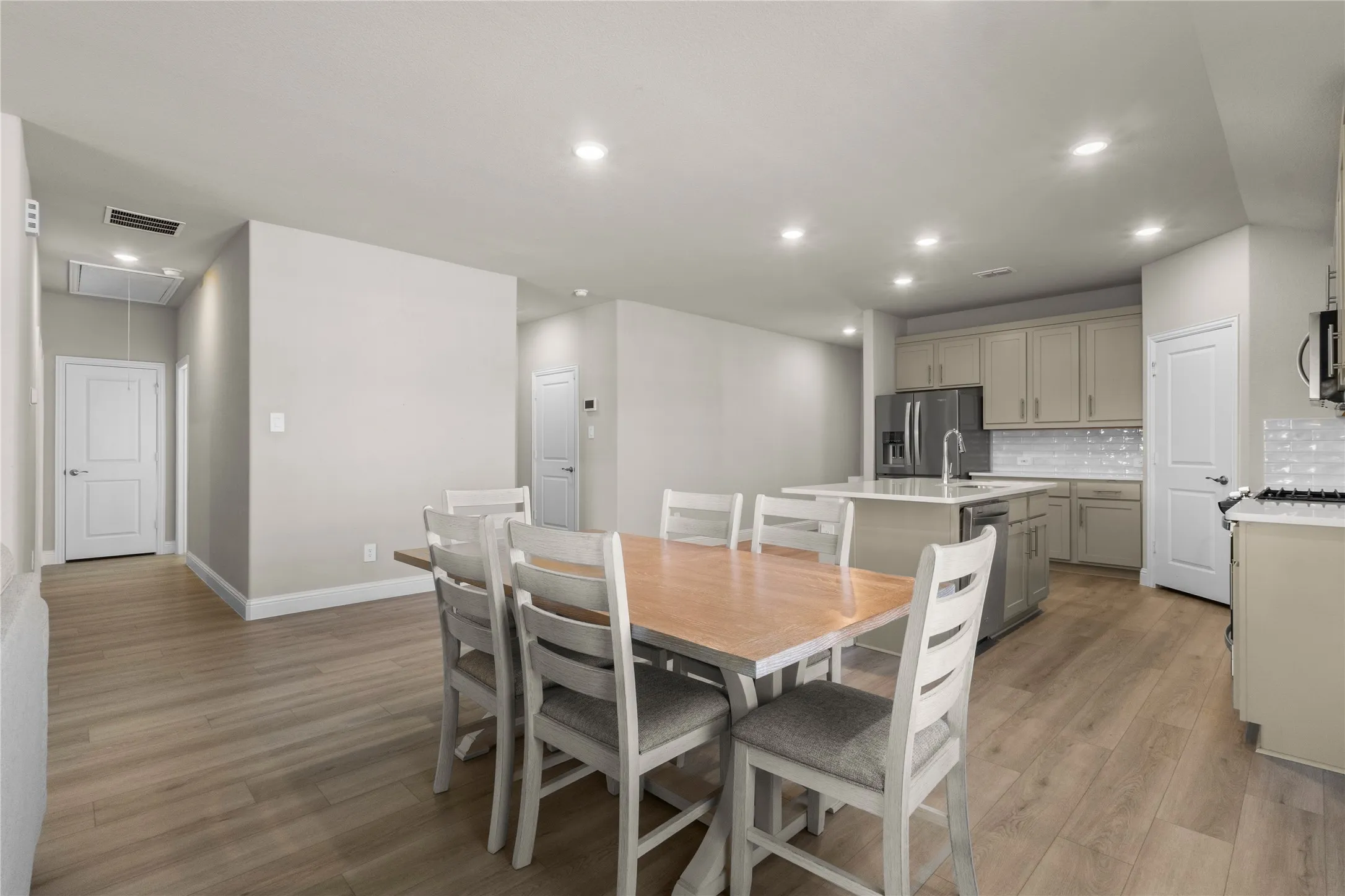 Single Family Residence For Sale in Dallas County , 2013 Bronco Drive, Seagoville, Texas 75159, 3 Bedroom, 2 Bathroom, 2 Garage spaces, 1,833 Sqft, built in 2024, mls#21394451, Real Estate Agent in Seagoville, Homes For Sale in Dallas county, Homes For Sale in Seagoville, Realtor in Seagoville Texas, Real Estate Brokerage Independent Realty Texas, Luminita Cordes Realtor