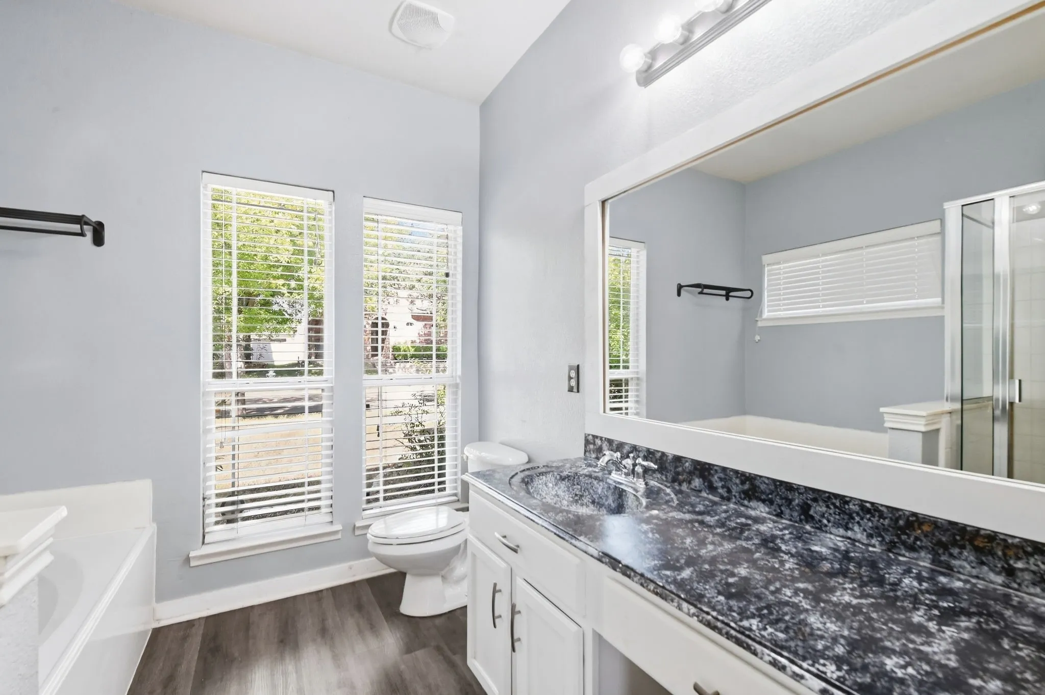 Single Family Residence For Sale in Denton County , 1116 Grey Fox Drive, Savannah, Texas 76227, 3 Bedroom, 3 Bathroom, 2 Garage spaces, 1,676 Sqft, built in 2006, mls#21392913, Real Estate Agent in Savannah, Homes For Sale in Denton county, Homes For Sale in Savannah, Realtor in Savannah Texas, Real Estate Brokerage Independent Realty Texas, Luminita Cordes Realtor