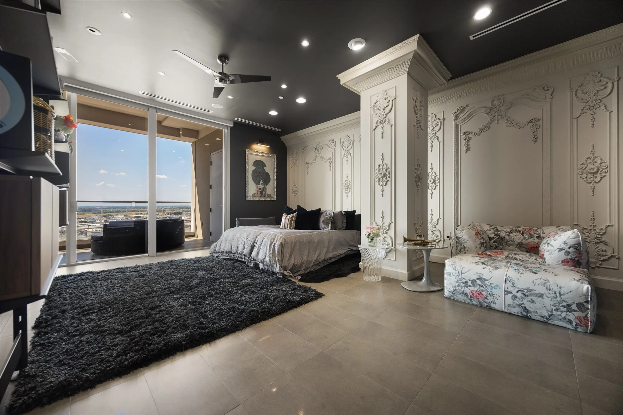 Condominium For Sale in Dallas County , 2408 Victory Park Lane 1240, Dallas, Texas 75219, 3 Bedroom, 3 Bathroom, 2 Garage spaces, 2,444 Sqft, built in 2005, mls#21394434, Real Estate Agent in Dallas, Homes For Sale in Dallas county, Homes For Sale in Dallas, Realtor in Dallas Texas, Real Estate Brokerage Independent Realty Texas, Luminita Cordes Realtor