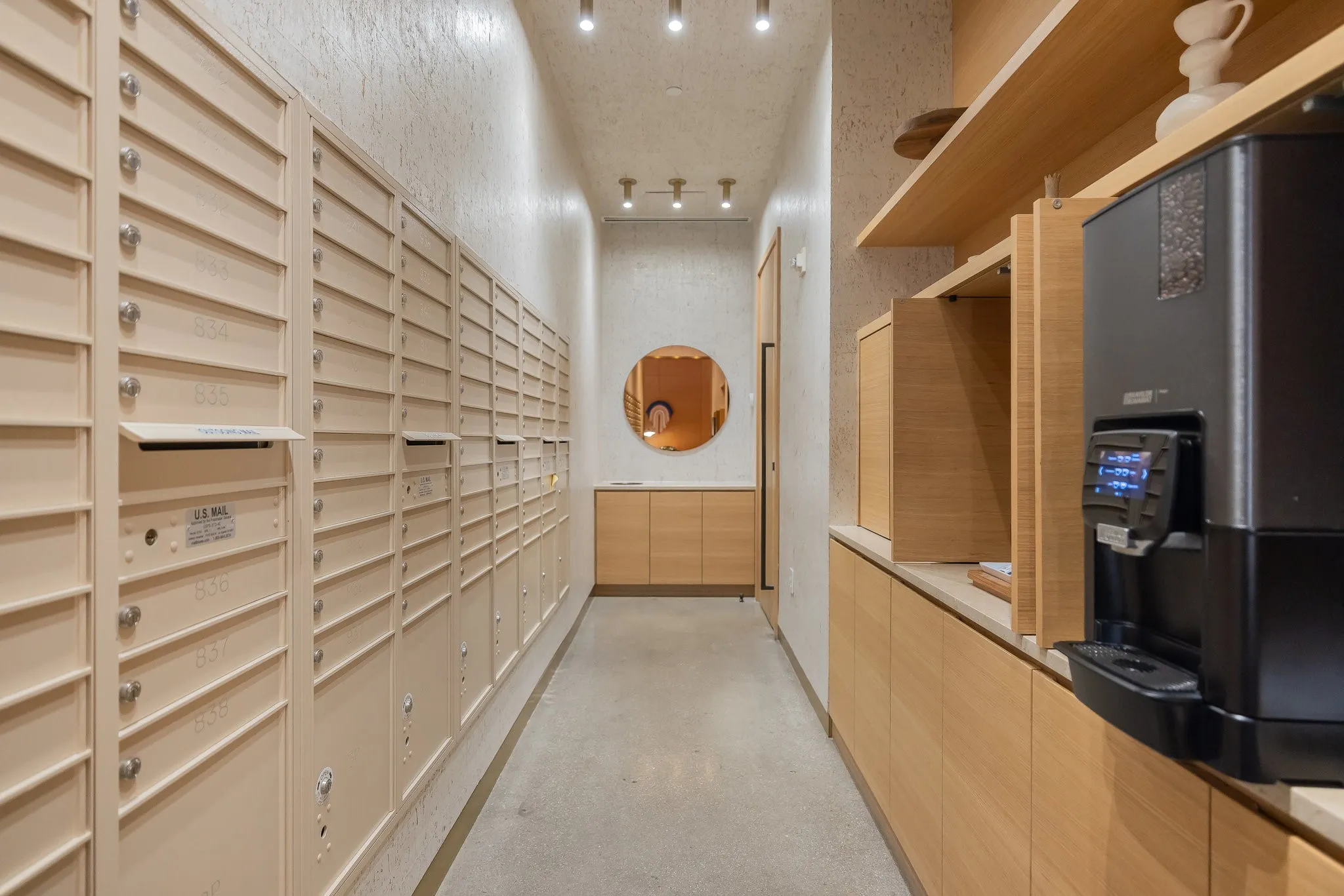 Condominium For Sale in Dallas County , 2408 Victory Park Lane 1240, Dallas, Texas 75219, 3 Bedroom, 3 Bathroom, 2 Garage spaces, 2,444 Sqft, built in 2005, mls#21394434, Real Estate Agent in Dallas, Homes For Sale in Dallas county, Homes For Sale in Dallas, Realtor in Dallas Texas, Real Estate Brokerage Independent Realty Texas, Luminita Cordes Realtor
