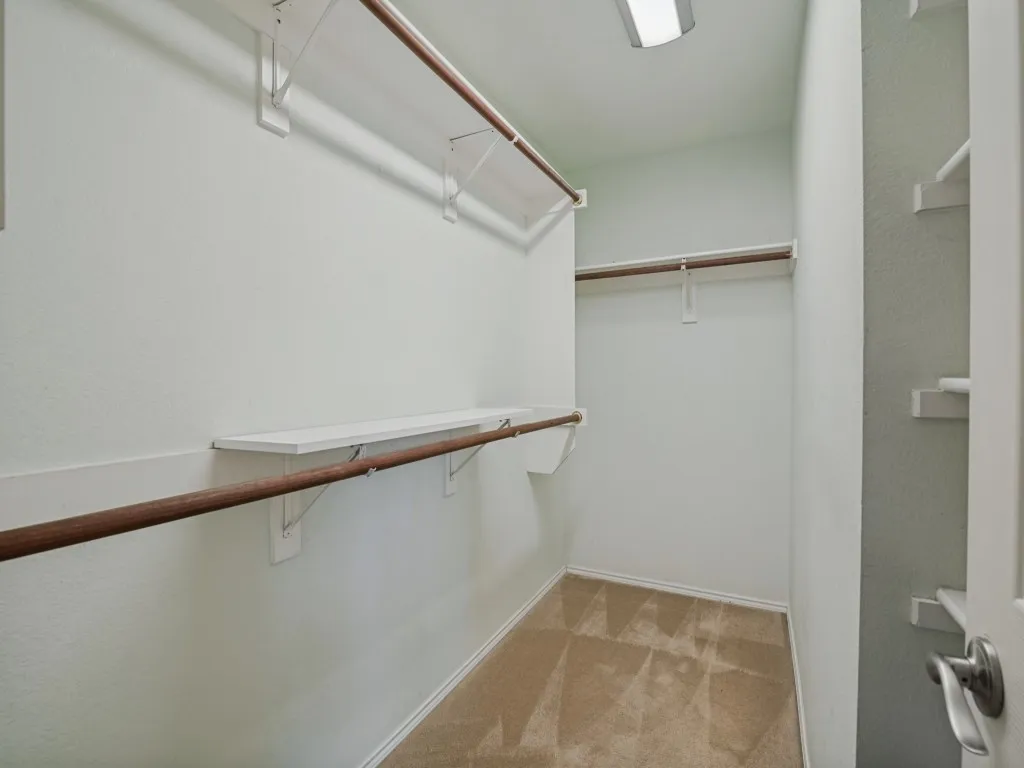 Single Family Residence For Sale in Dallas County , 9421 Links Fairway Drive, Rowlett, Texas 75089, 4 Bedroom, 2 Bathroom, 2 Garage spaces, 1,907 Sqft, built in 2003, mls#21374145, Real Estate Agent in Rowlett, Homes For Sale in Dallas county, Homes For Sale in Rowlett, Realtor in Rowlett Texas, Real Estate Brokerage Independent Realty Texas, Luminita Cordes Realtor