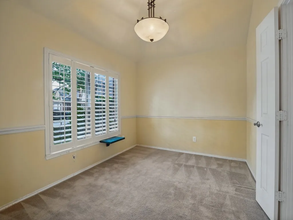 Single Family Residence For Sale in Dallas County , 9421 Links Fairway Drive, Rowlett, Texas 75089, 4 Bedroom, 2 Bathroom, 2 Garage spaces, 1,907 Sqft, built in 2003, mls#21374145, Real Estate Agent in Rowlett, Homes For Sale in Dallas county, Homes For Sale in Rowlett, Realtor in Rowlett Texas, Real Estate Brokerage Independent Realty Texas, Luminita Cordes Realtor