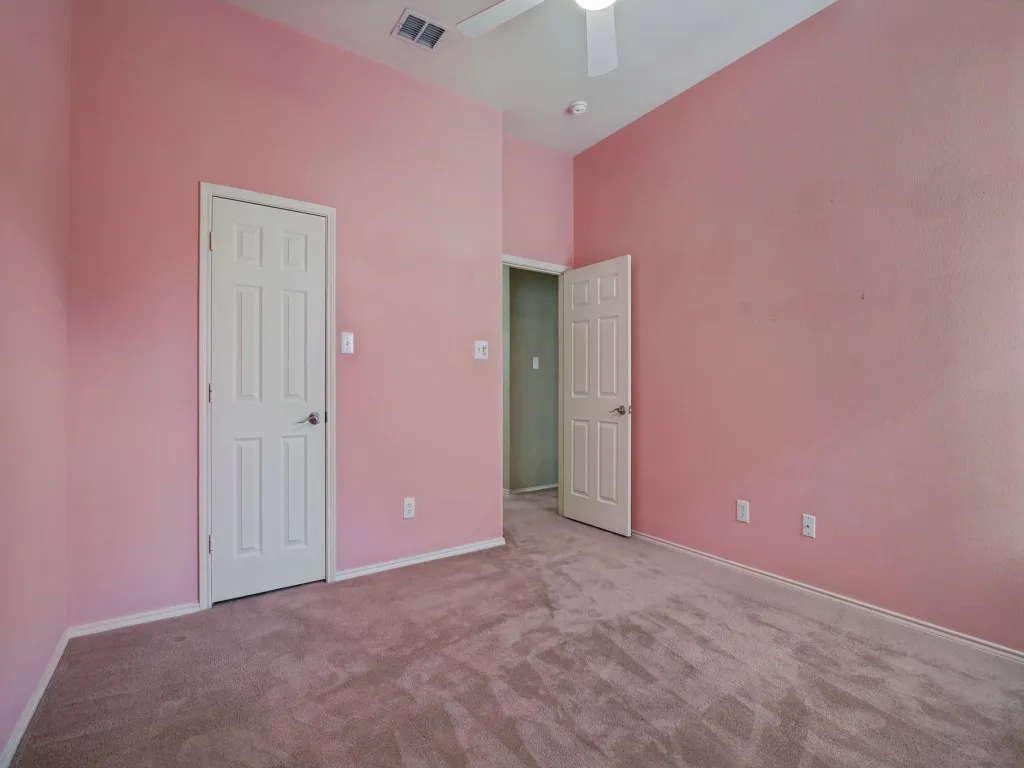 Single Family Residence For Sale in Dallas County , 9421 Links Fairway Drive, Rowlett, Texas 75089, 4 Bedroom, 2 Bathroom, 2 Garage spaces, 1,907 Sqft, built in 2003, mls#21374145, Real Estate Agent in Rowlett, Homes For Sale in Dallas county, Homes For Sale in Rowlett, Realtor in Rowlett Texas, Real Estate Brokerage Independent Realty Texas, Luminita Cordes Realtor