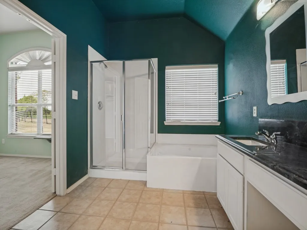 Single Family Residence For Sale in Dallas County , 9421 Links Fairway Drive, Rowlett, Texas 75089, 4 Bedroom, 2 Bathroom, 2 Garage spaces, 1,907 Sqft, built in 2003, mls#21374145, Real Estate Agent in Rowlett, Homes For Sale in Dallas county, Homes For Sale in Rowlett, Realtor in Rowlett Texas, Real Estate Brokerage Independent Realty Texas, Luminita Cordes Realtor