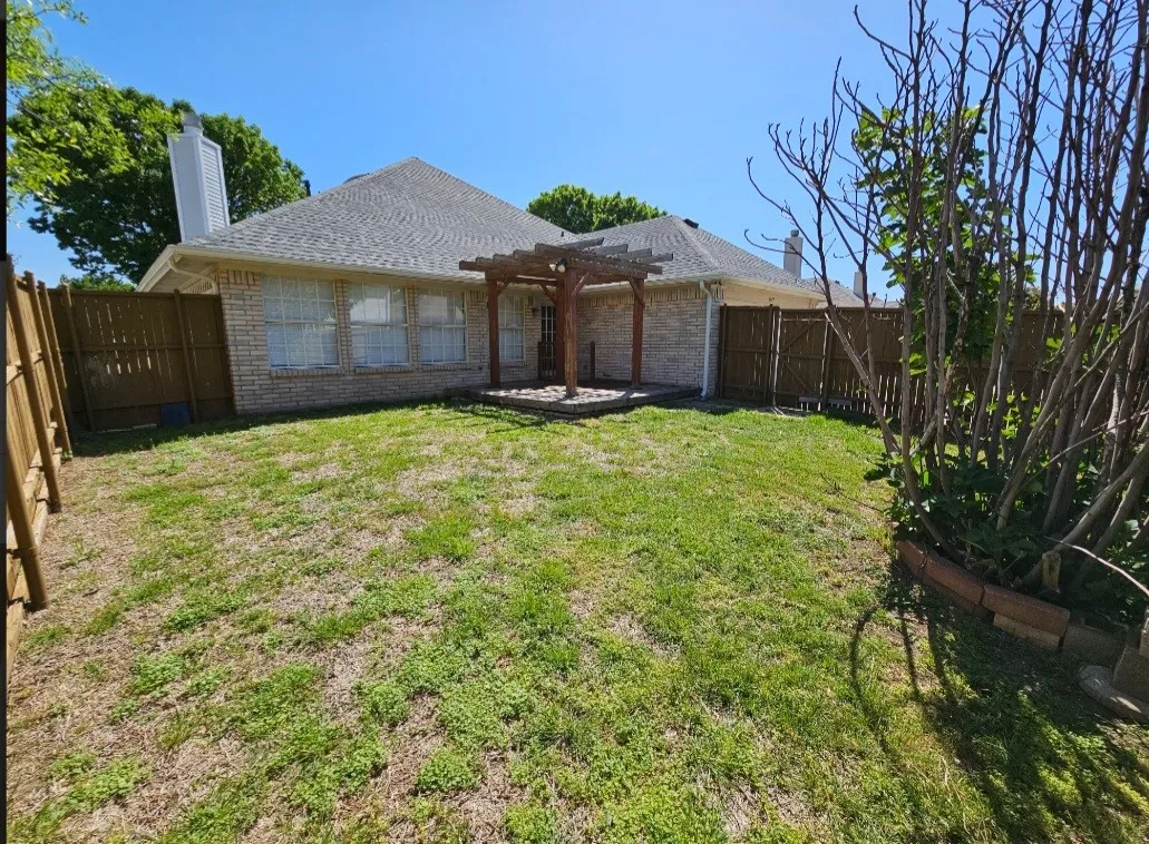 Single Family Residence For Rent in Collin County , 4317 Heath Court, Plano, Texas 75024, 4 Bedroom, 2 Bathroom, 2 Garage spaces, 2,107 Sqft, built in 1997, mls#21394466, Real Estate Agent in Plano, Homes For Rent in Collin county, Homes For Rent in Plano, Realtor in Plano Texas, Real Estate Brokerage Independent Realty Texas, Luminita Cordes Realtor