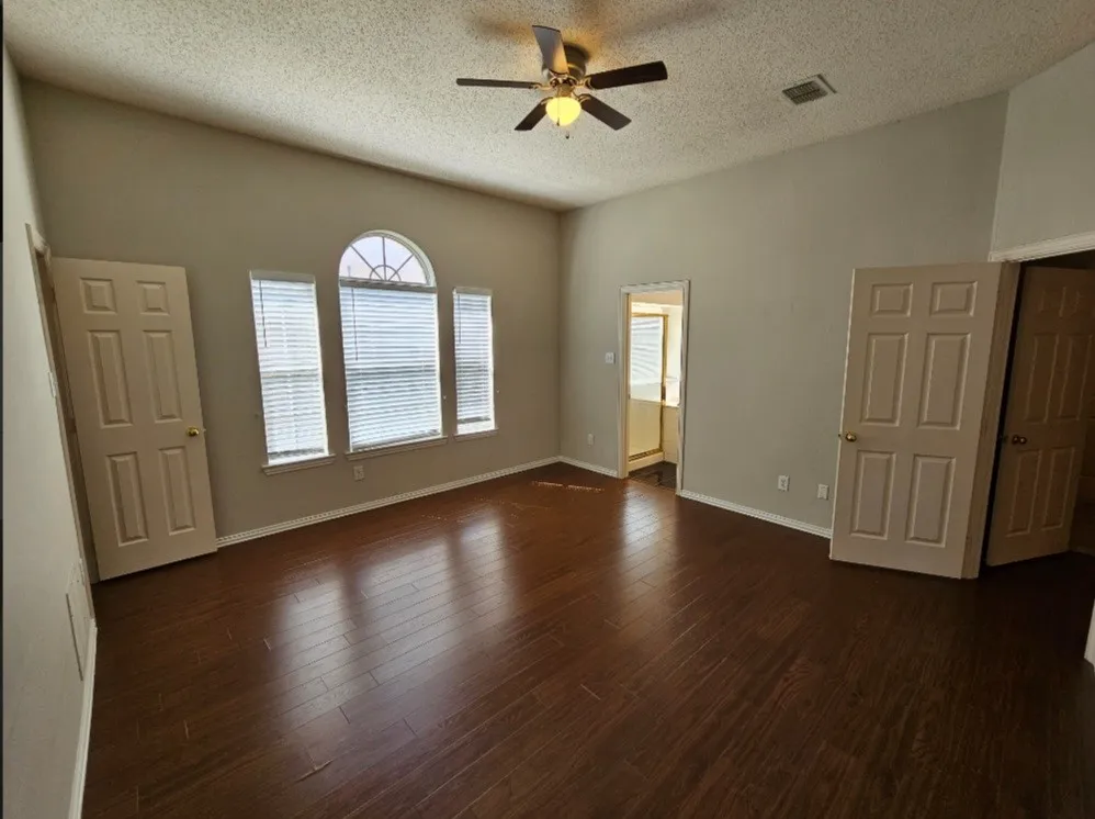 Single Family Residence For Rent in Collin County , 4317 Heath Court, Plano, Texas 75024, 4 Bedroom, 2 Bathroom, 2 Garage spaces, 2,107 Sqft, built in 1997, mls#21394466, Real Estate Agent in Plano, Homes For Rent in Collin county, Homes For Rent in Plano, Realtor in Plano Texas, Real Estate Brokerage Independent Realty Texas, Luminita Cordes Realtor