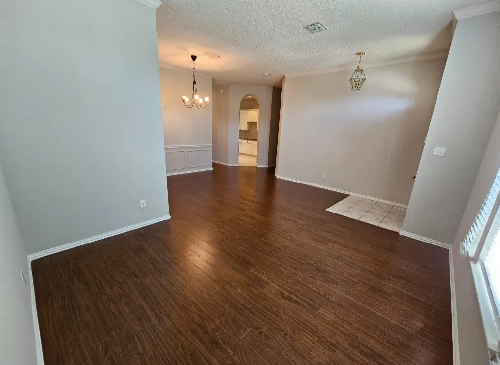 Single Family Residence For Rent in Collin County , 4317 Heath Court, Plano, Texas 75024, 4 Bedroom, 2 Bathroom, 2 Garage spaces, 2,107 Sqft, built in 1997, mls#21394466, Real Estate Agent in Plano, Homes For Rent in Collin county, Homes For Rent in Plano, Realtor in Plano Texas, Real Estate Brokerage Independent Realty Texas, Luminita Cordes Realtor