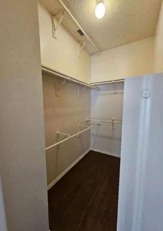 Single Family Residence For Rent in Collin County , 4317 Heath Court, Plano, Texas 75024, 4 Bedroom, 2 Bathroom, 2 Garage spaces, 2,107 Sqft, built in 1997, mls#21394466, Real Estate Agent in Plano, Homes For Rent in Collin county, Homes For Rent in Plano, Realtor in Plano Texas, Real Estate Brokerage Independent Realty Texas, Luminita Cordes Realtor