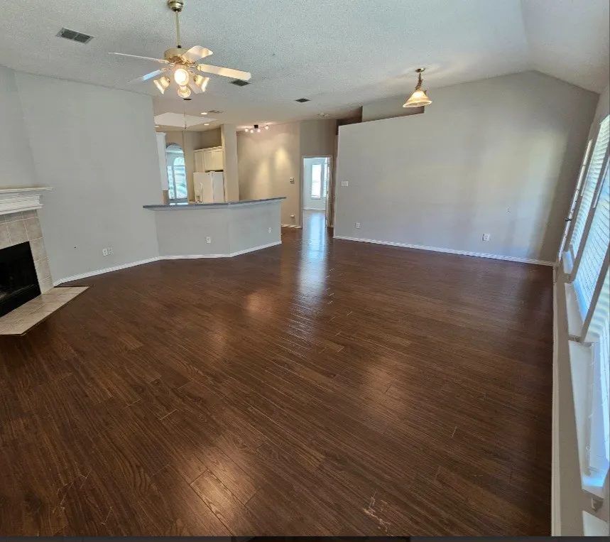 Single Family Residence For Rent in Collin County , 4317 Heath Court, Plano, Texas 75024, 4 Bedroom, 2 Bathroom, 2 Garage spaces, 2,107 Sqft, built in 1997, mls#21394466, Real Estate Agent in Plano, Homes For Rent in Collin county, Homes For Rent in Plano, Realtor in Plano Texas, Real Estate Brokerage Independent Realty Texas, Luminita Cordes Realtor