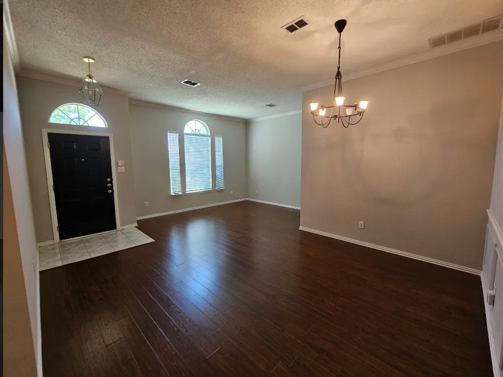 Single Family Residence For Rent in Collin County , 4317 Heath Court, Plano, Texas 75024, 4 Bedroom, 2 Bathroom, 2 Garage spaces, 2,107 Sqft, built in 1997, mls#21394466, Real Estate Agent in Plano, Homes For Rent in Collin county, Homes For Rent in Plano, Realtor in Plano Texas, Real Estate Brokerage Independent Realty Texas, Luminita Cordes Realtor