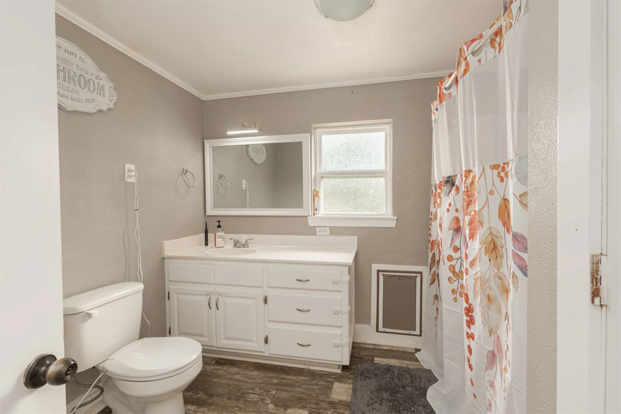 Single Family Residence For Sale in Harrison County , 2162 Blackburn Road, Diana, Texas 75640, 5 Bedroom, 2 Bathroom, Garage spaces, 2,364 Sqft, built in 1948, mls#21394470, Real Estate Agent in Diana, Homes For Sale in Harrison county, Homes For Sale in Diana, Realtor in Diana Texas, Real Estate Brokerage Independent Realty Texas, Luminita Cordes Realtor